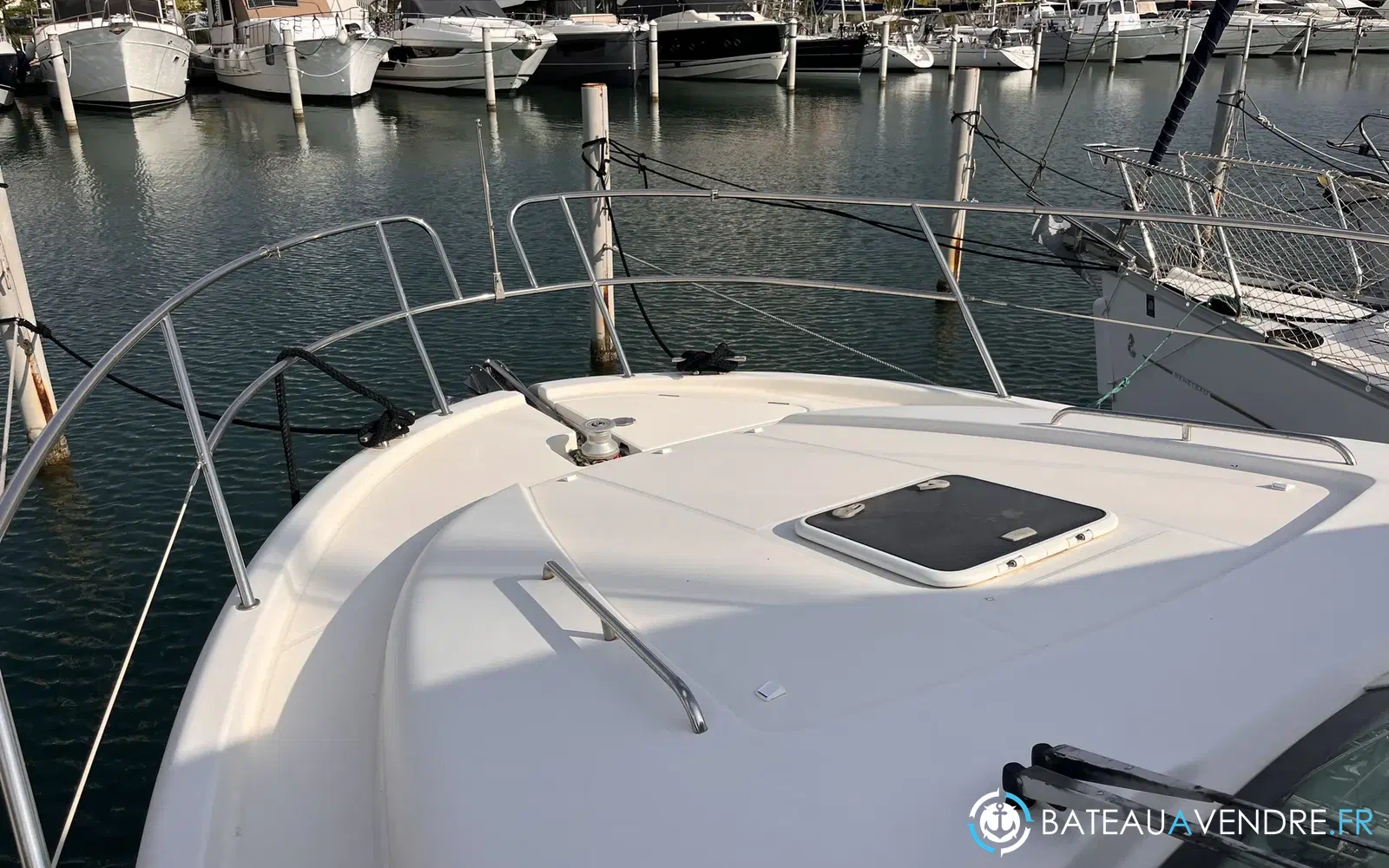 slider 10 Jeanneau Prestige 32 Fly