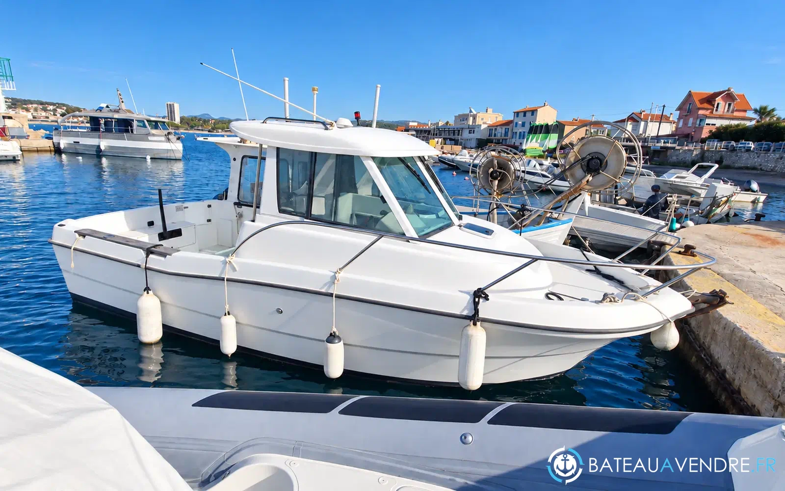 slider 0 Jeanneau Merry Fisher 635