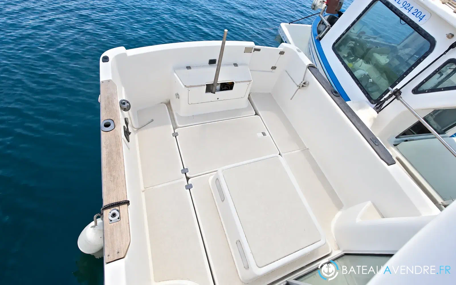 slider 3 Jeanneau Merry Fisher 635