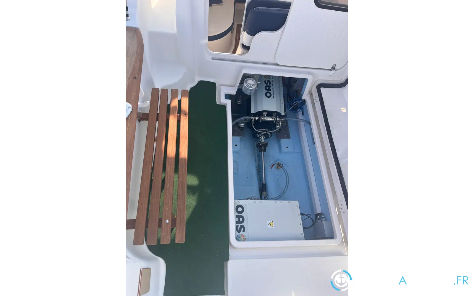 slider 5 Arvor 190