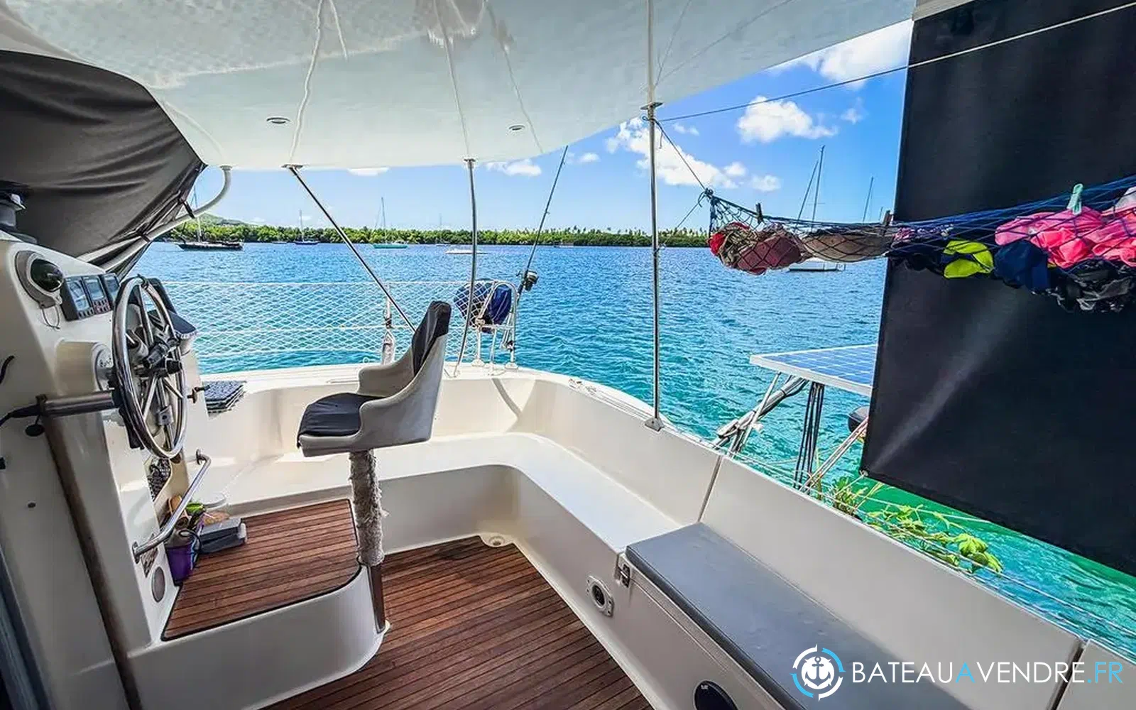slider 10 Fountaine Pajot Athena 38