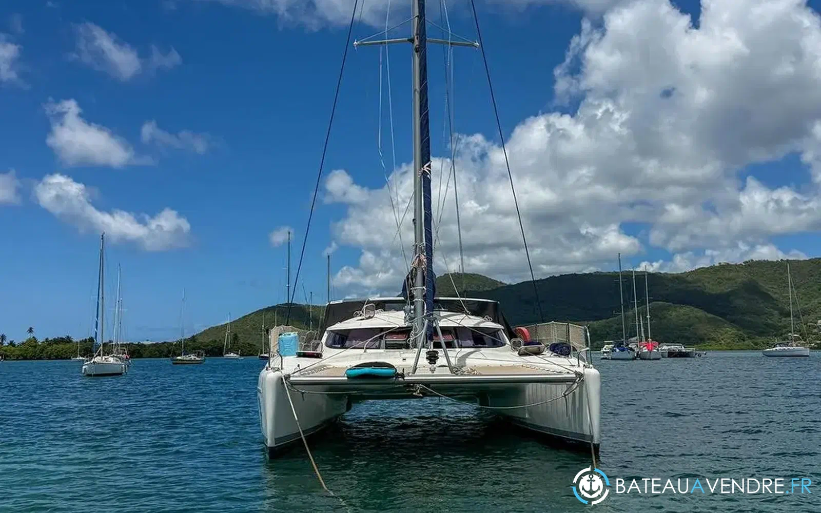 slider 3 Fountaine Pajot Athena 38
