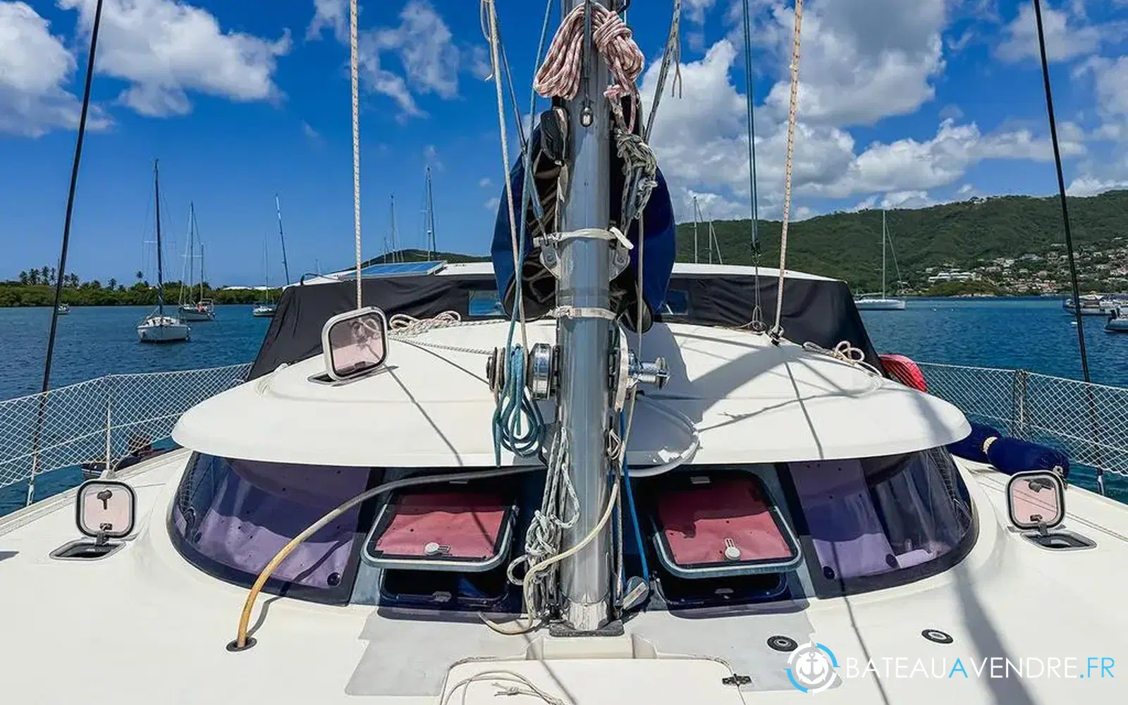 slider 5 Fountaine Pajot Athena 38