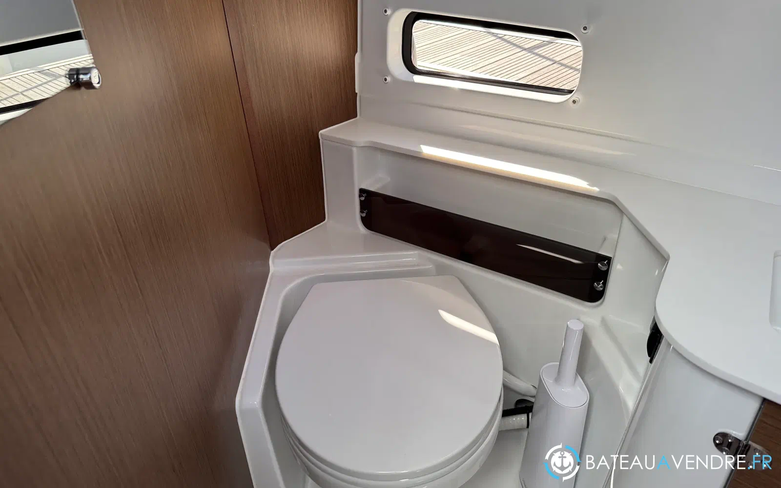 slider 29 Beneteau Antares 9 OB