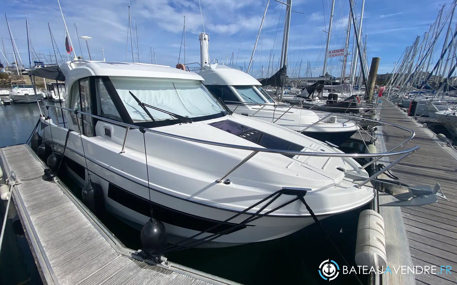 slider 4 Beneteau Antares 9 OB