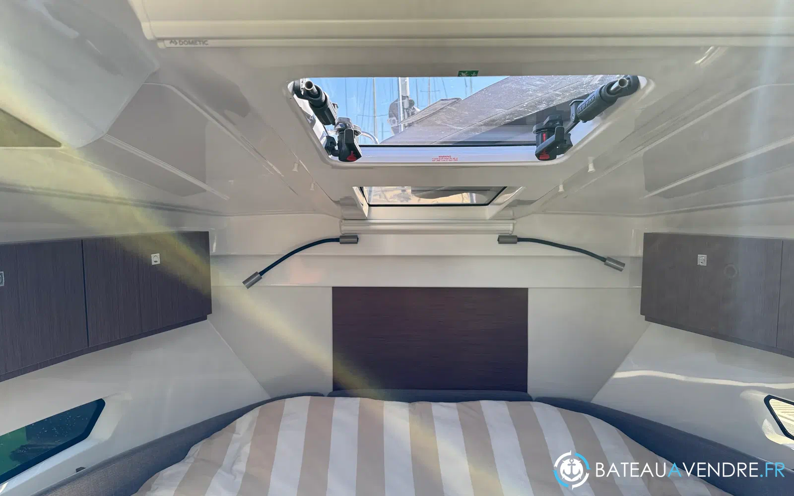 slider 26 Beneteau Antares 9 OB