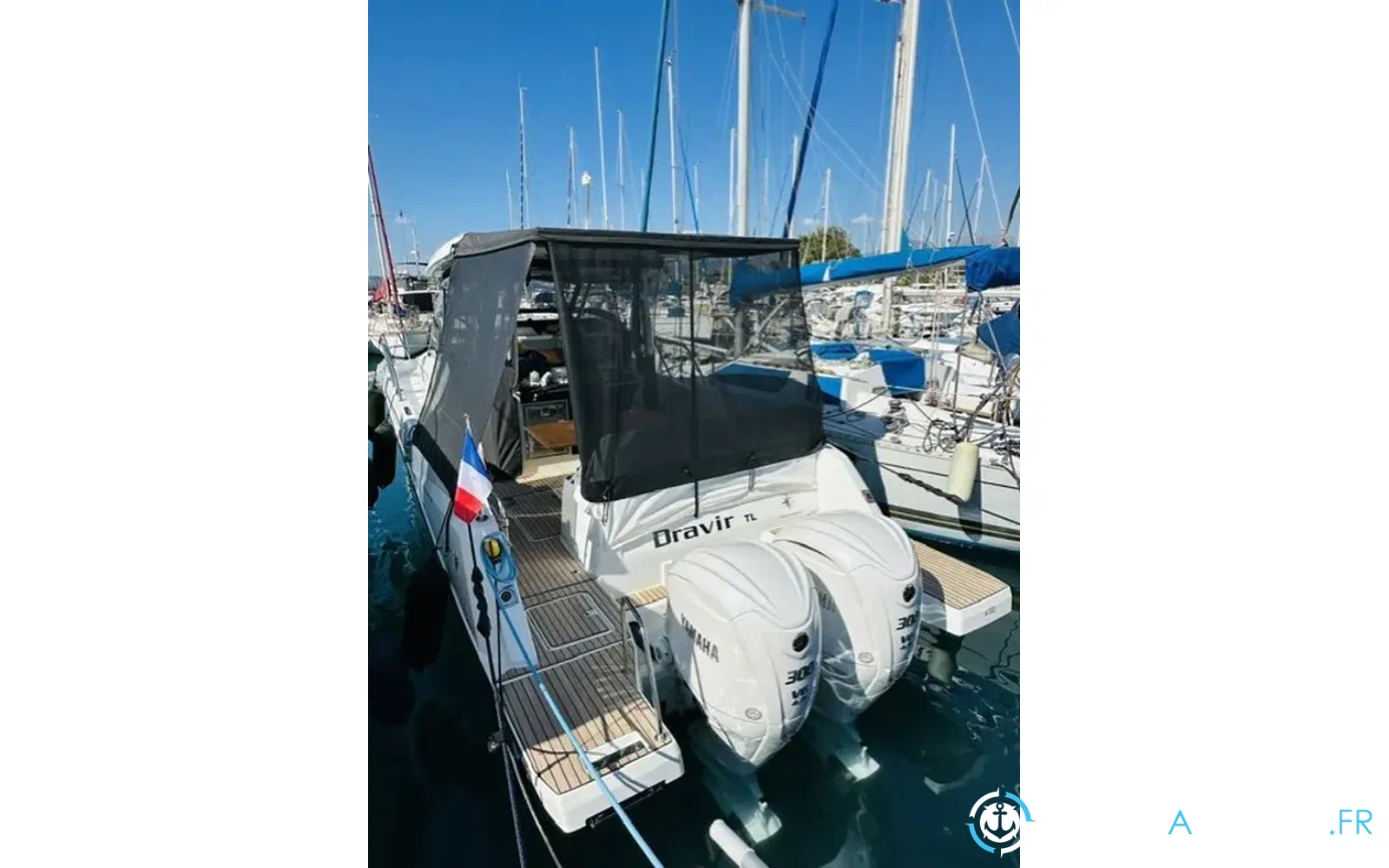 slider 11 Jeanneau Cap Camarat 10.5 WA Cap Camarat 10.5 Wa Serie 2