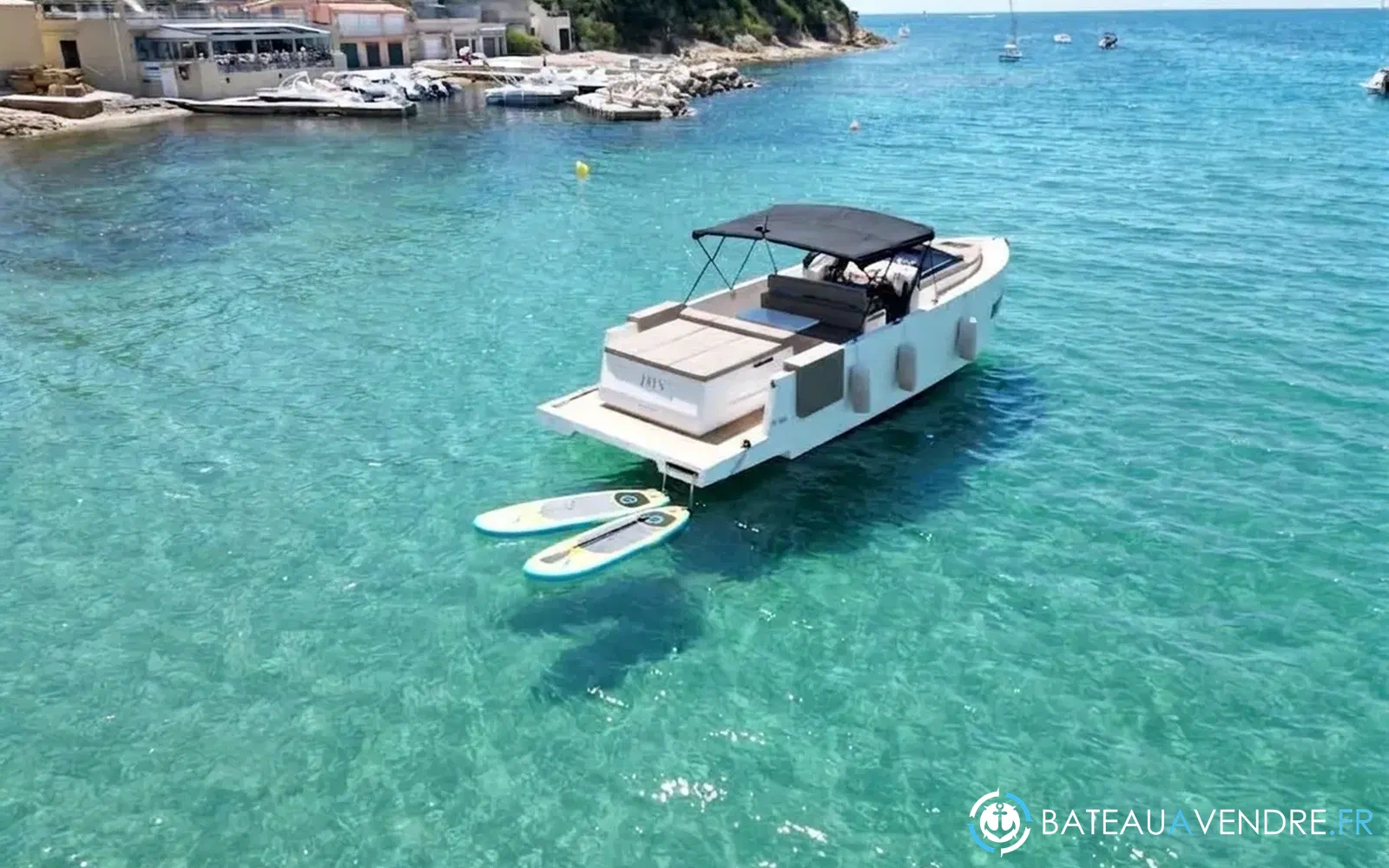 slider 13 De Antonio Yachts D33 Cruiser