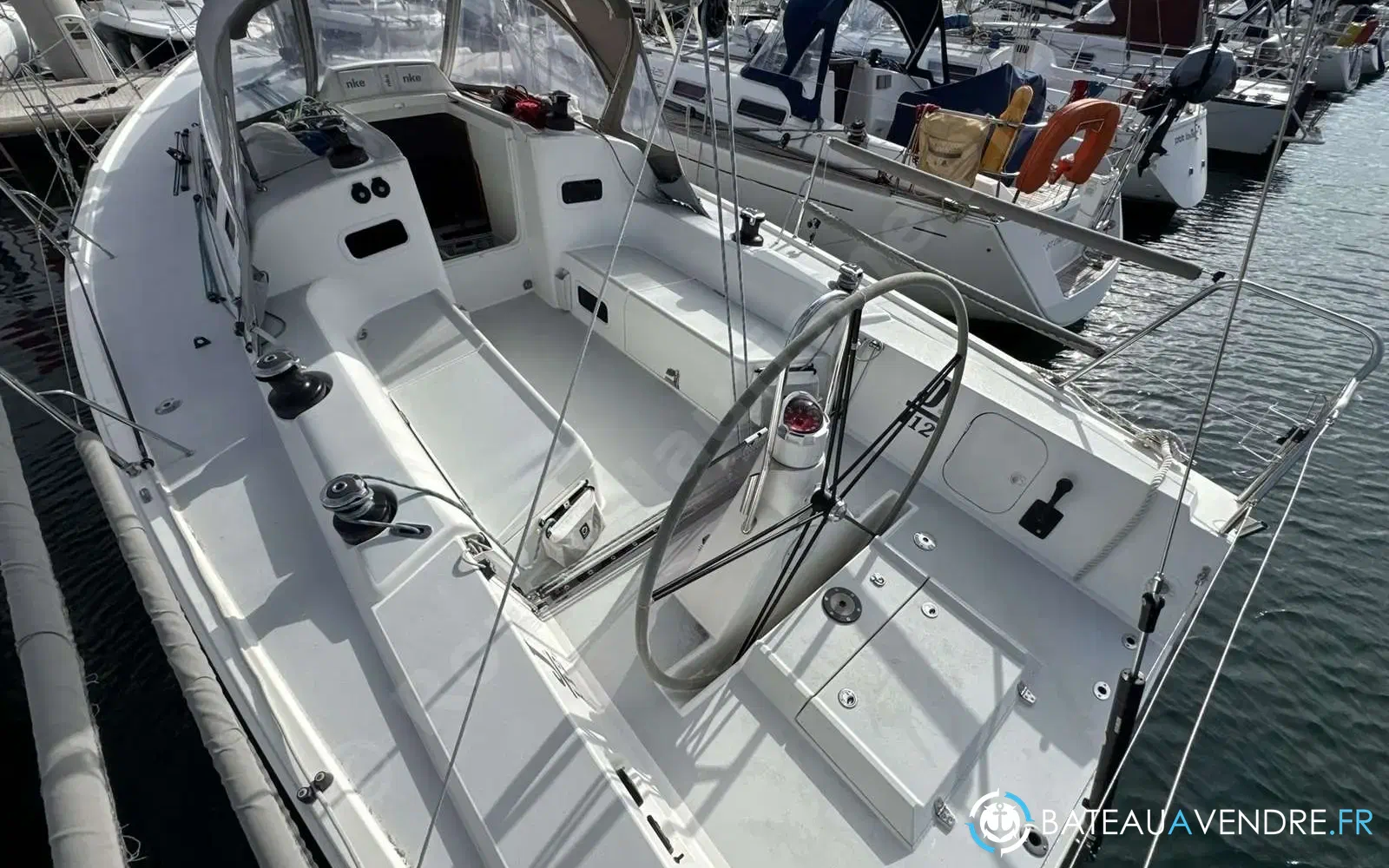 slider 9 J Boats J 112 E
