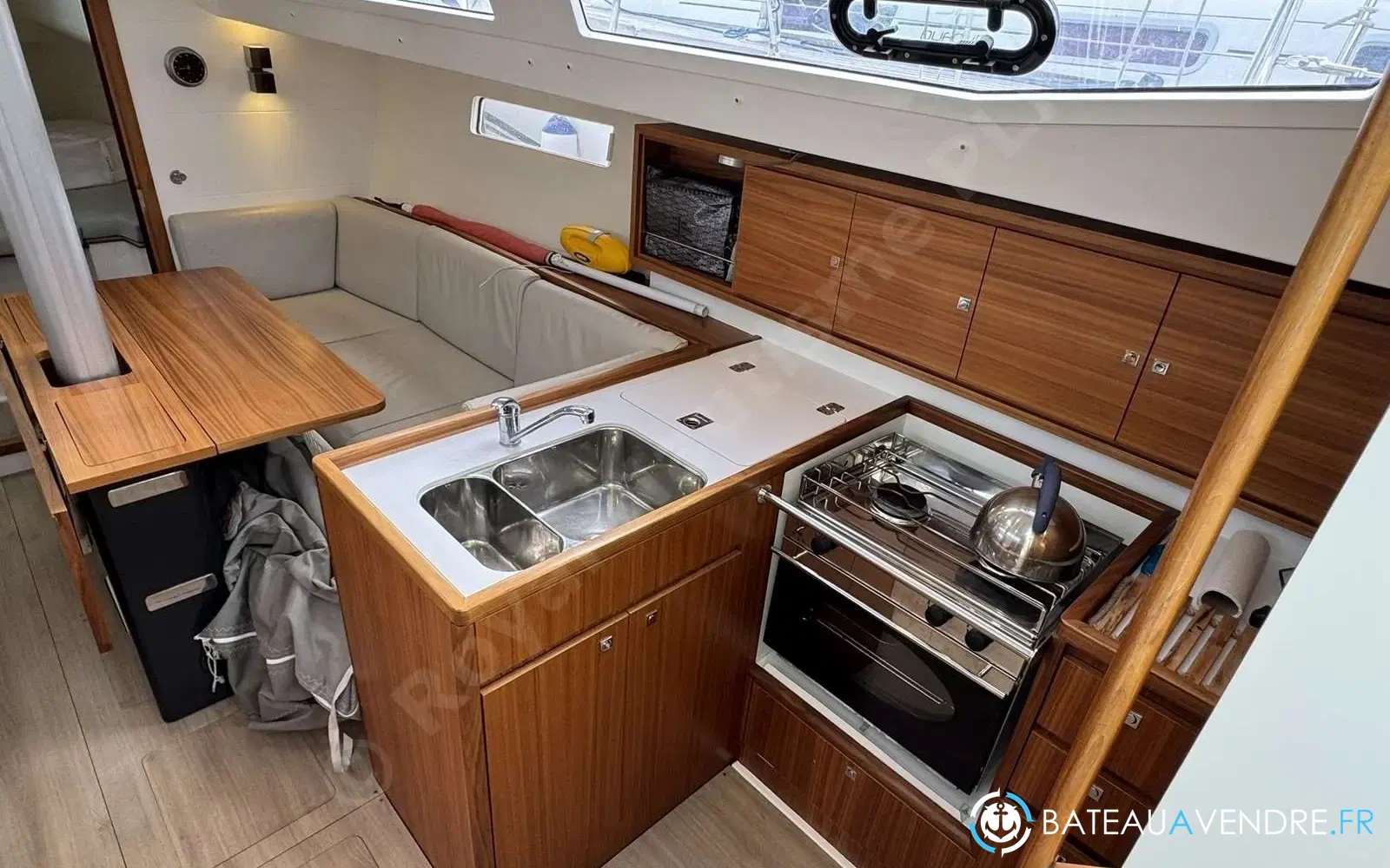 slider 13 J Boats J 112 E