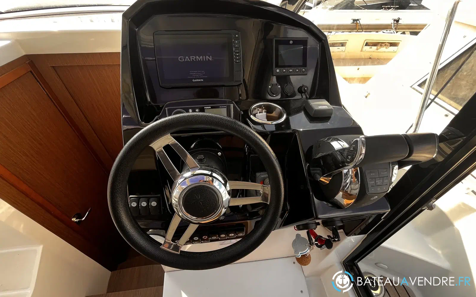slider 11 Jeanneau Merry Fisher 895