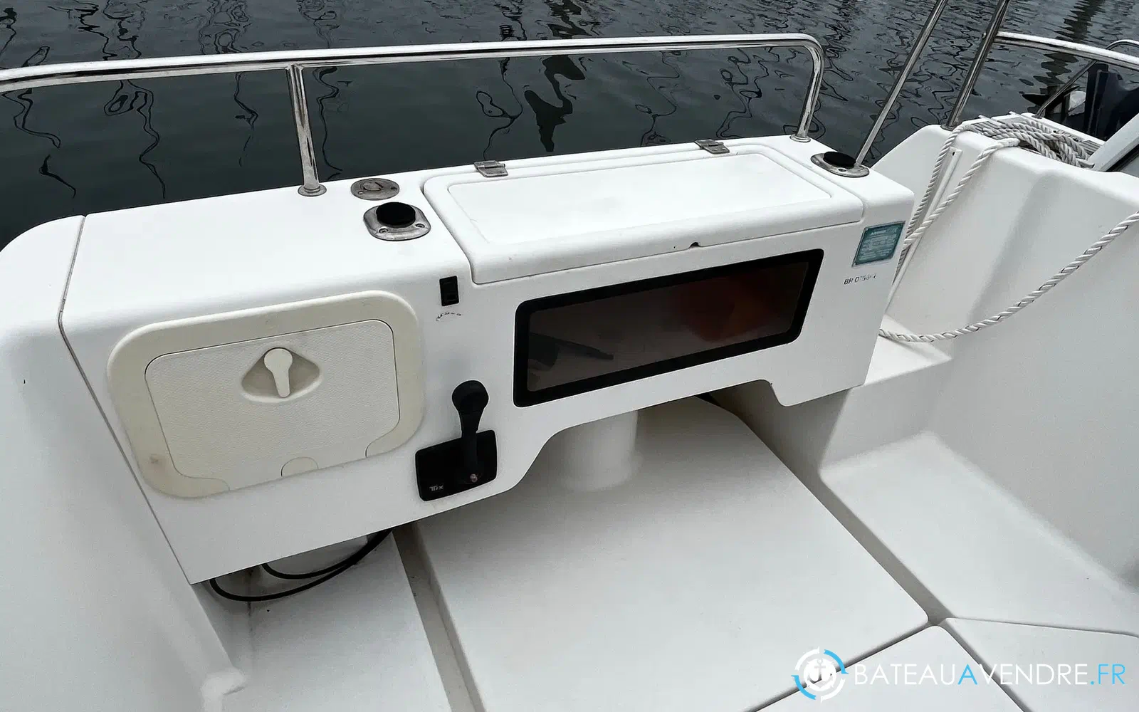 slider 7 Arvor 215