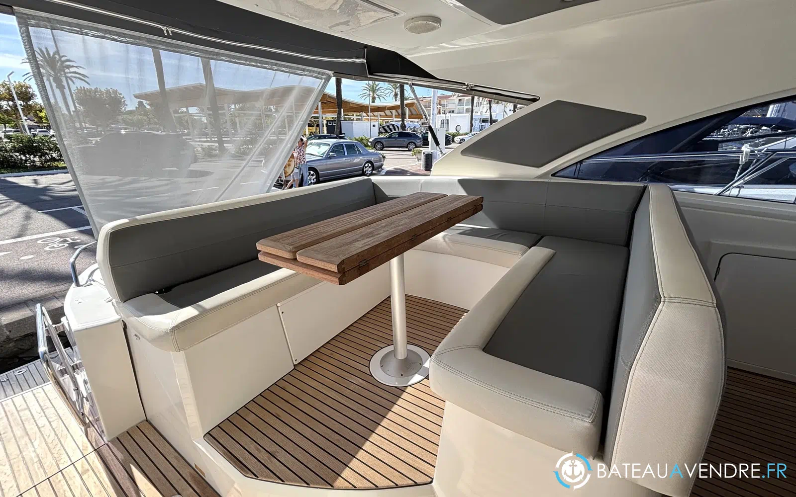slider 10 Beneteau GT 44