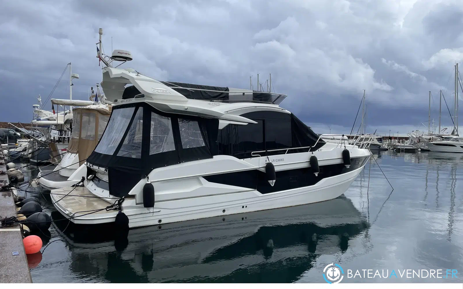 slider 14 Galeon 400 Fly