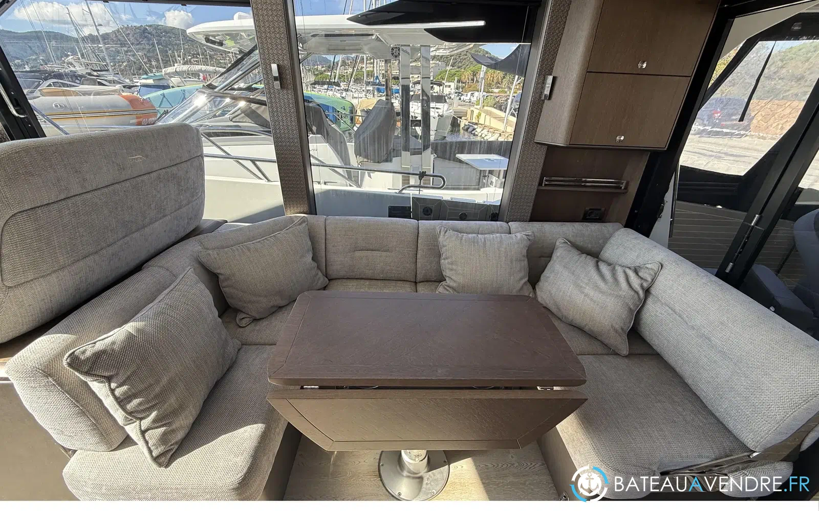 slider 3 Galeon 400 Fly
