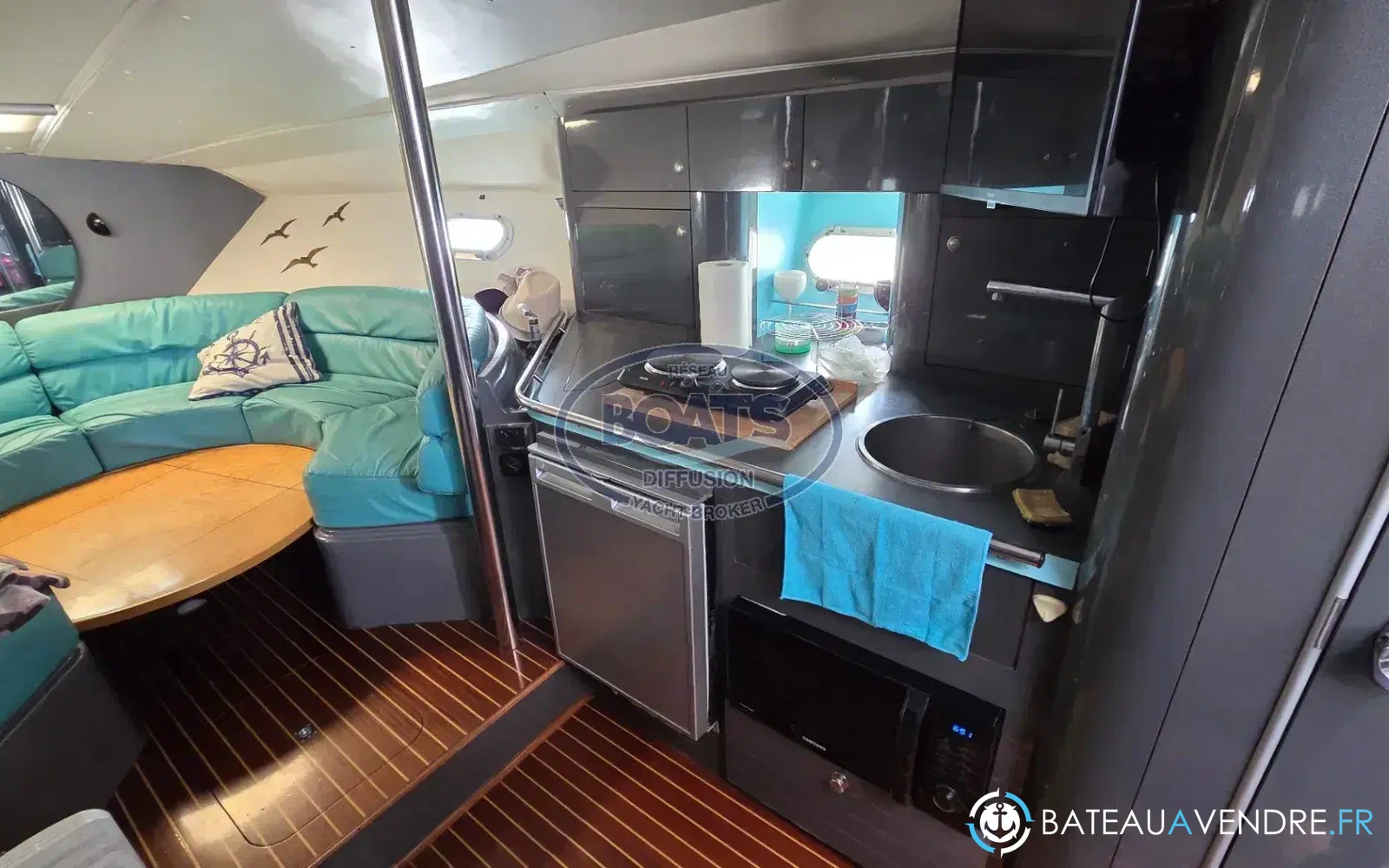 slider 9 Beneteau Flyer 10