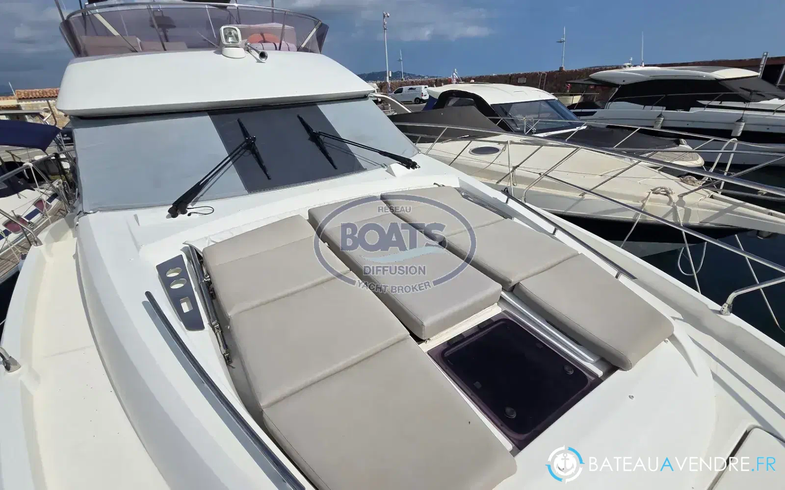 slider 5 Jeanneau Prestige 460 Fly