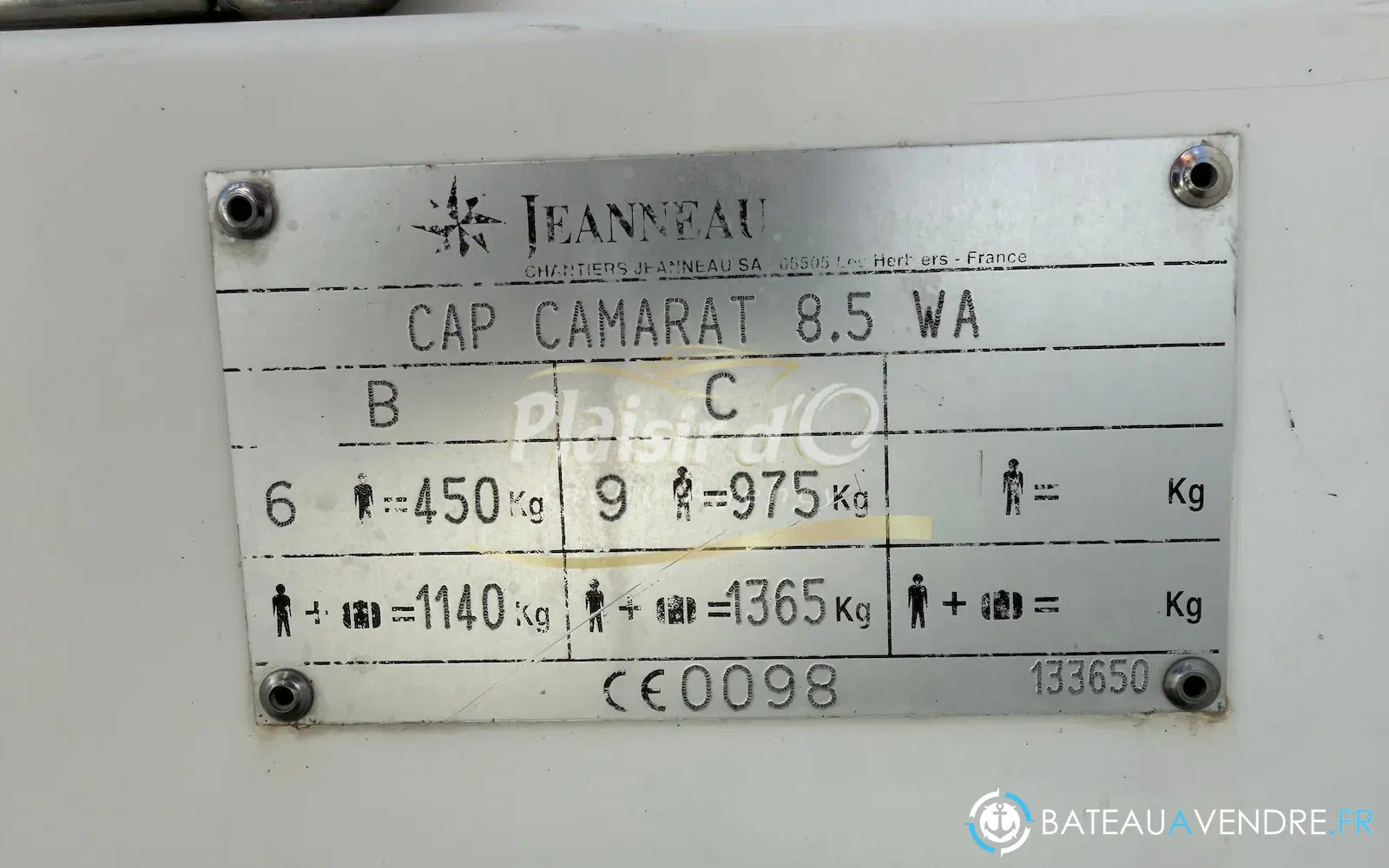 slider 25 Jeanneau Cap Camarat 8.5 WA