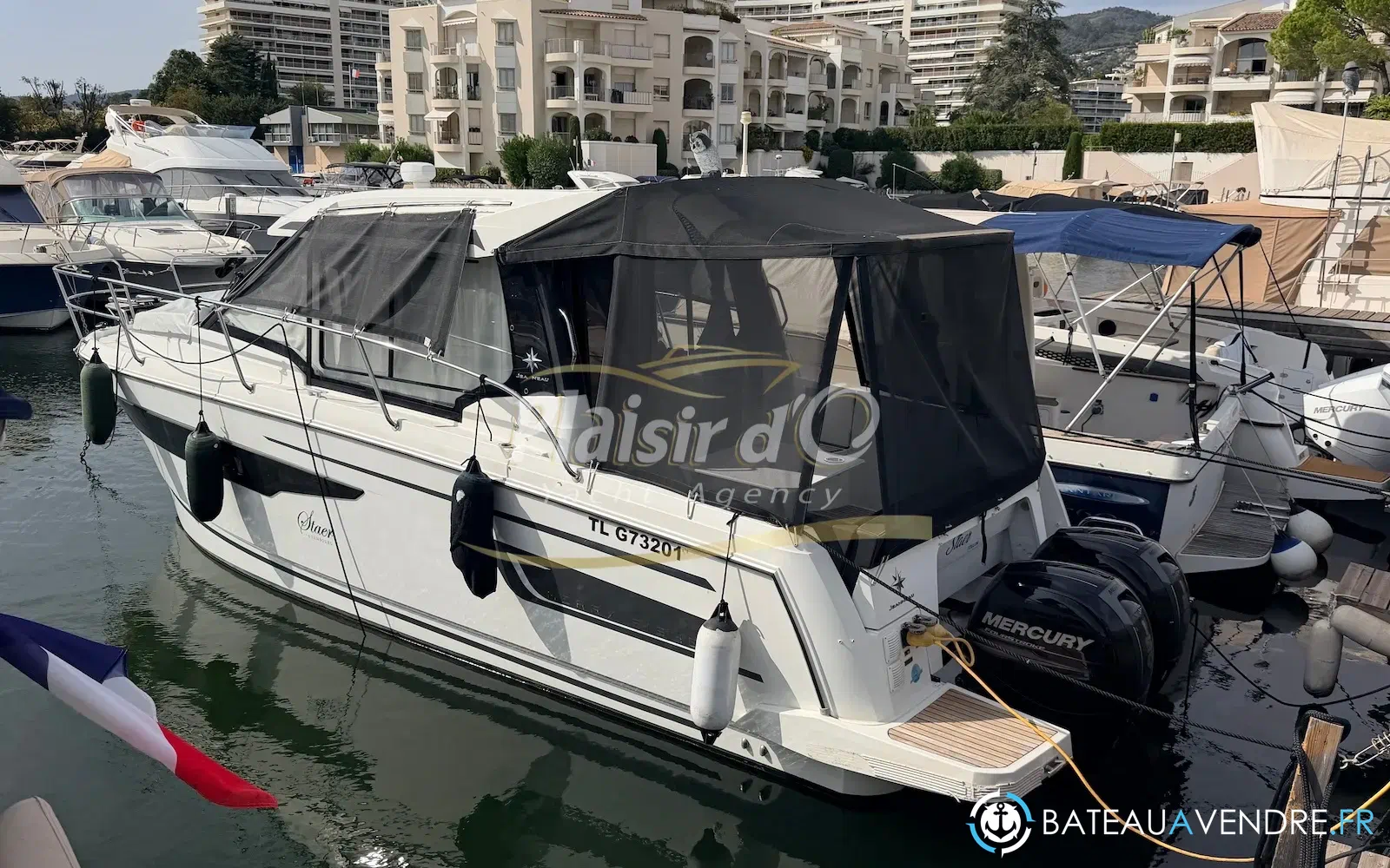 slider 0 Jeanneau Merry Fisher 895