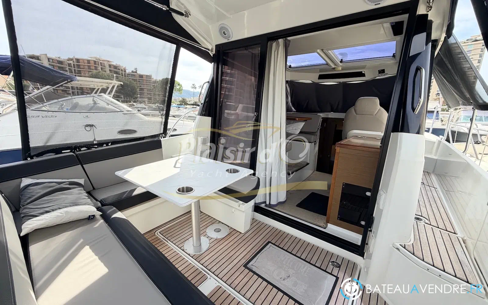 slider 5 Jeanneau Merry Fisher 895