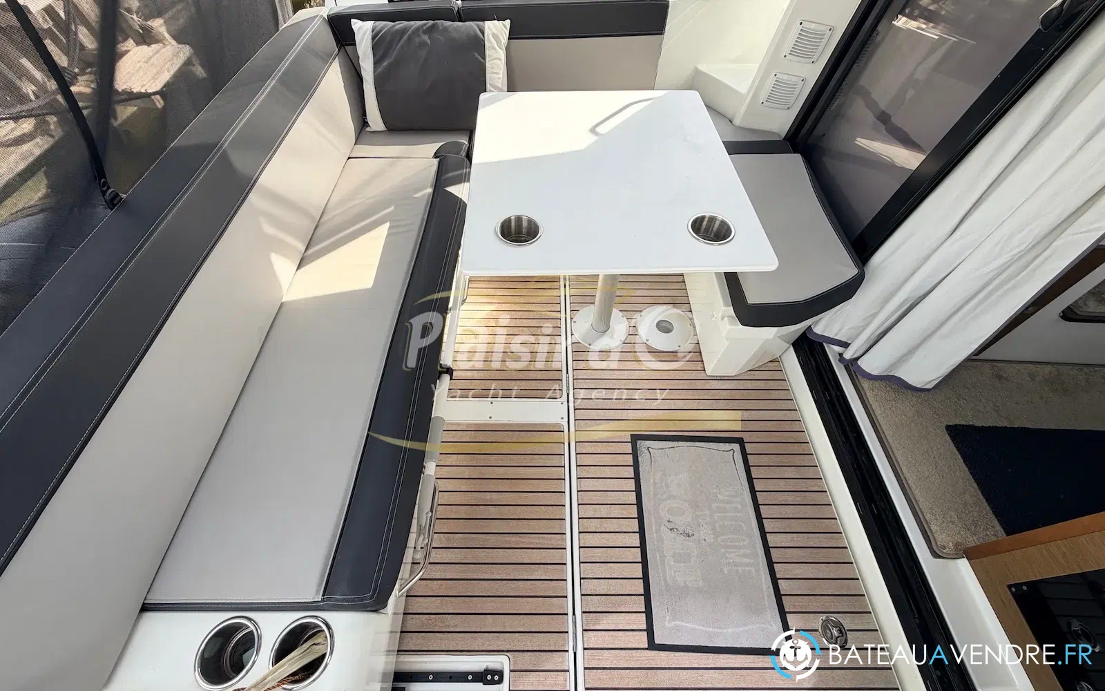 slider 8 Jeanneau Merry Fisher 895