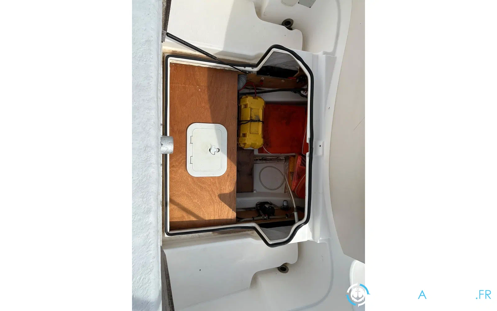 slider 30 Jeanneau Cap Camarat 755 WA