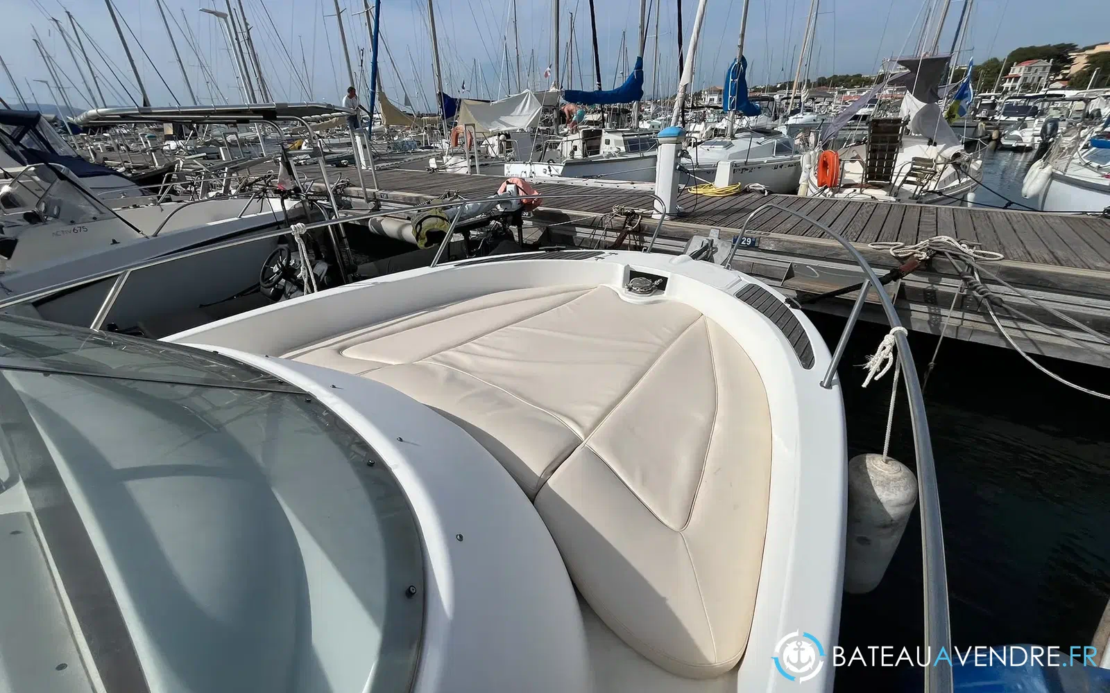 slider 5 Jeanneau Cap Camarat 755 WA