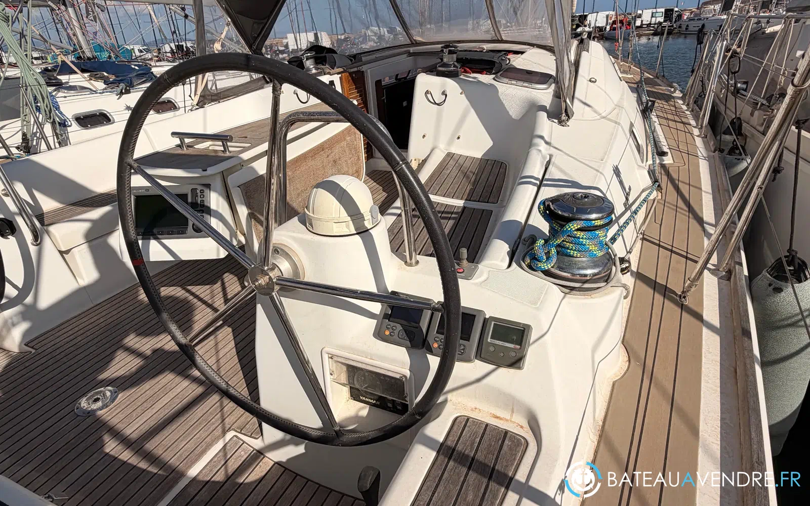 slider 8 Beneteau Oceanis 43