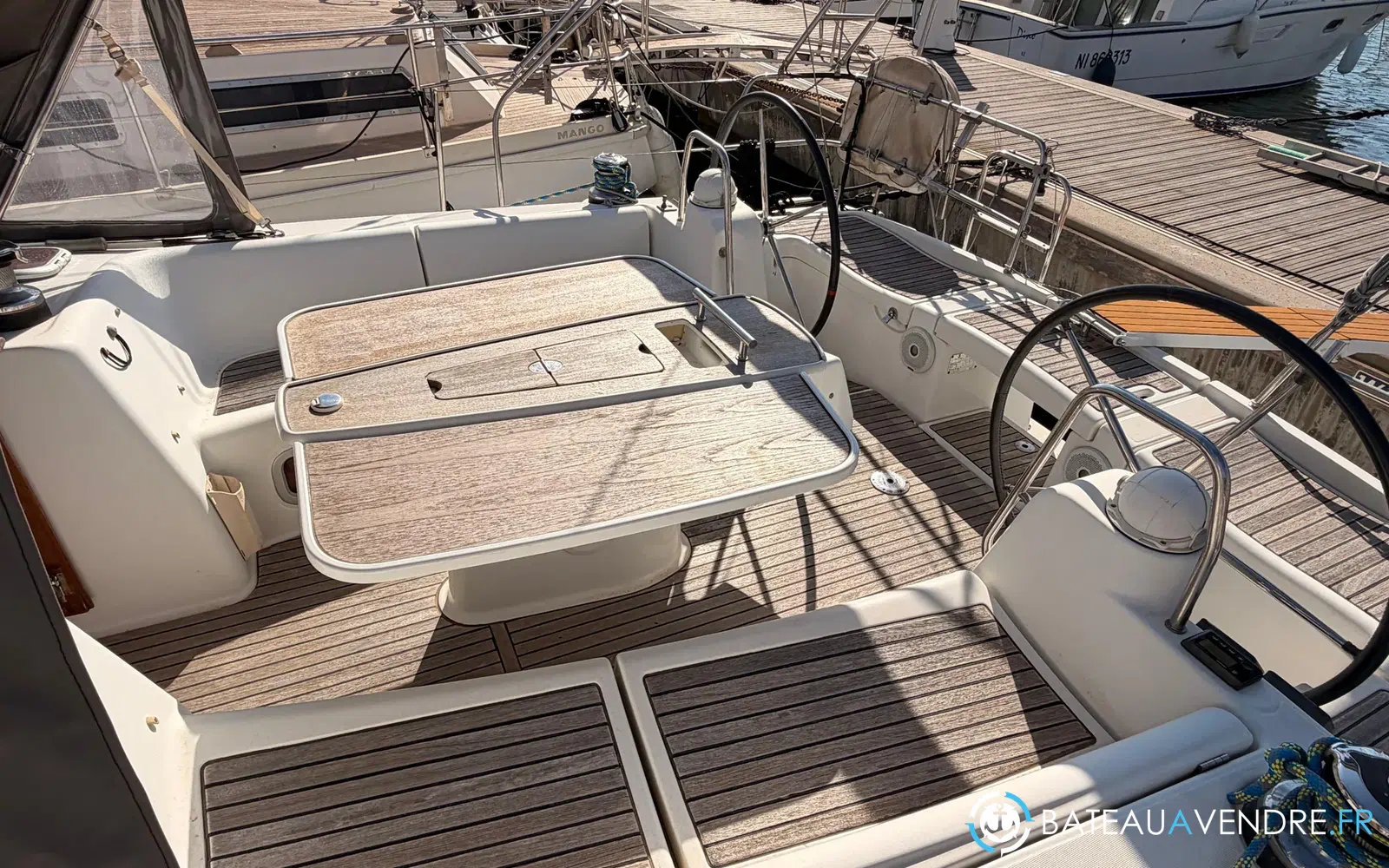 slider 11 Beneteau Oceanis 43