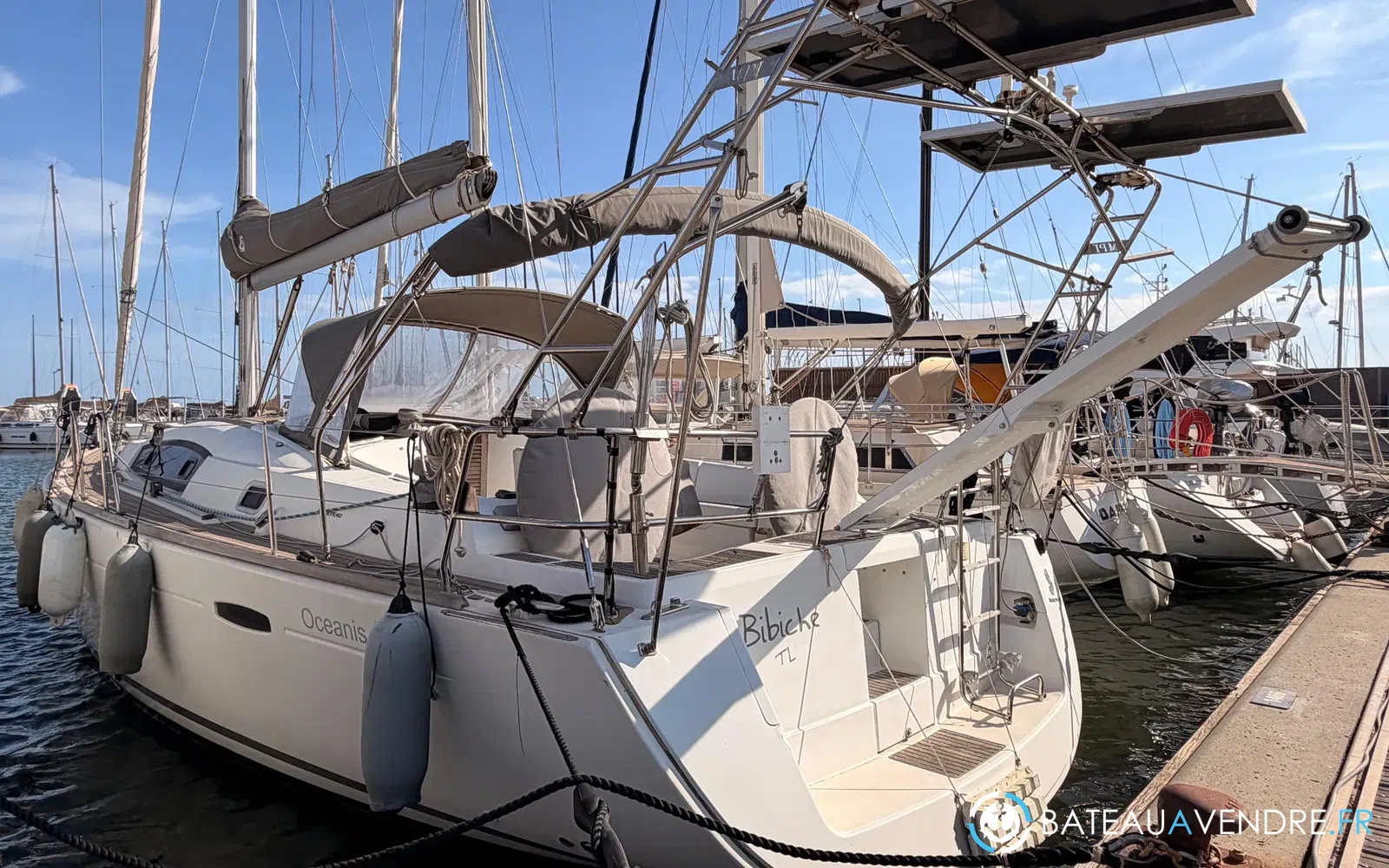 slider 0 Beneteau Oceanis 43