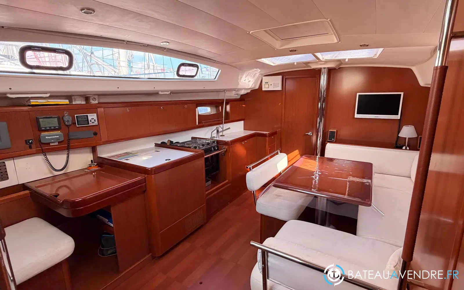 slider 20 Beneteau Oceanis 43