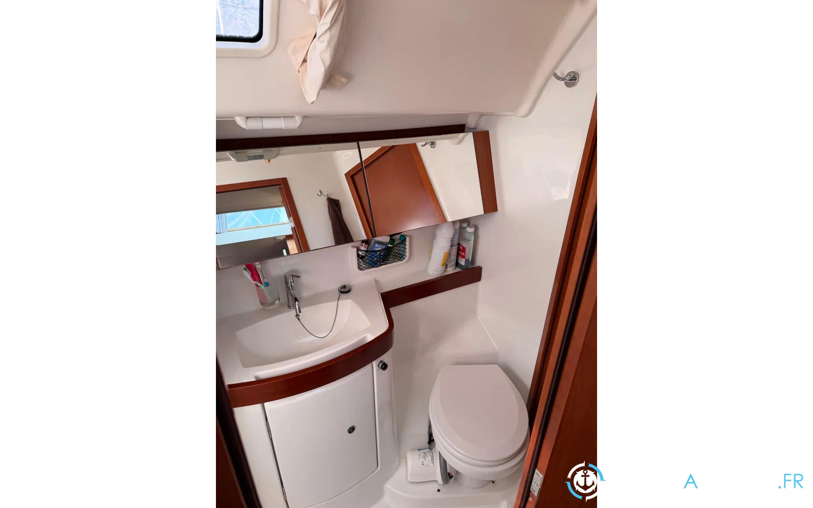 slider 28 Beneteau Oceanis 43