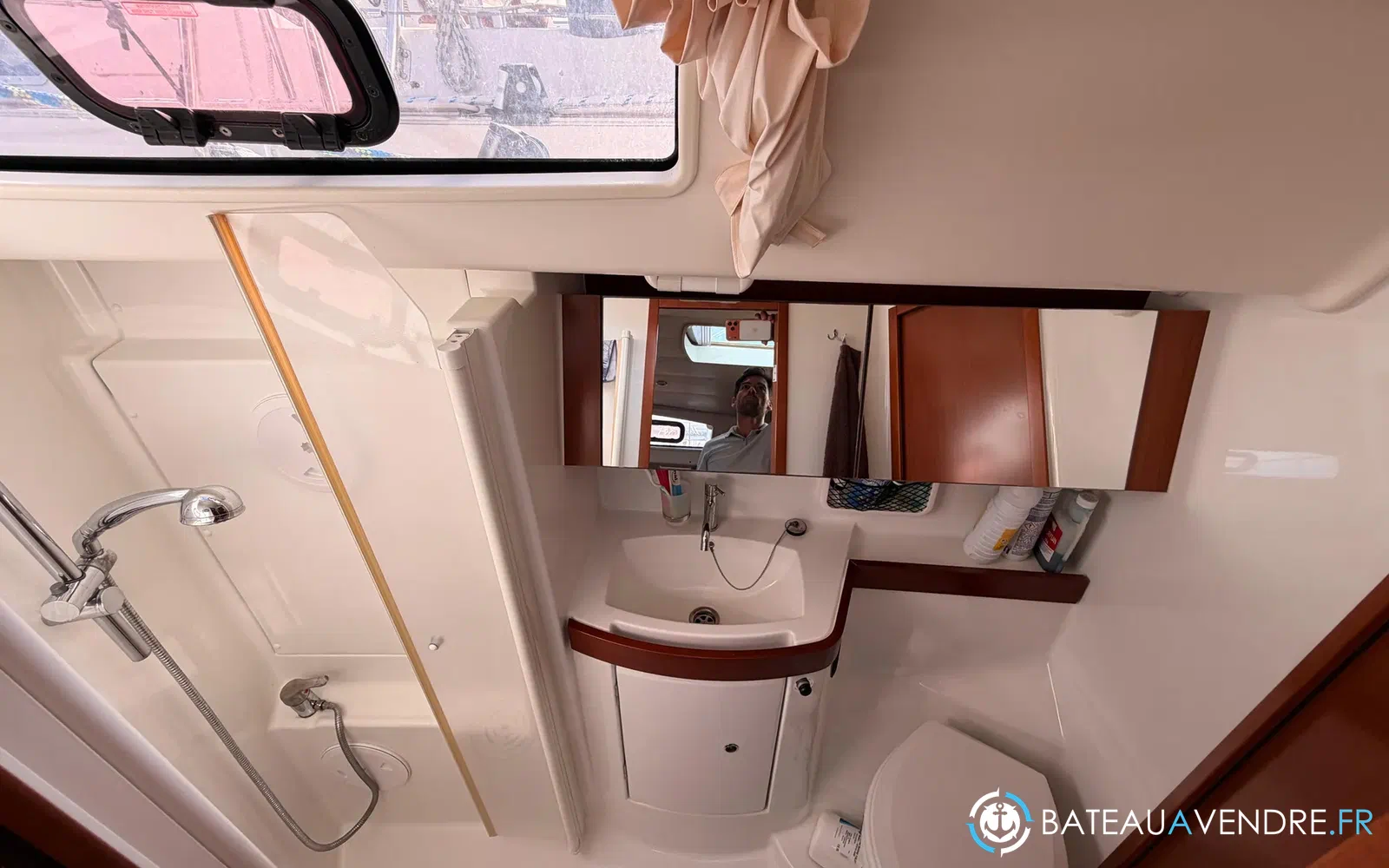 slider 30 Beneteau Oceanis 43