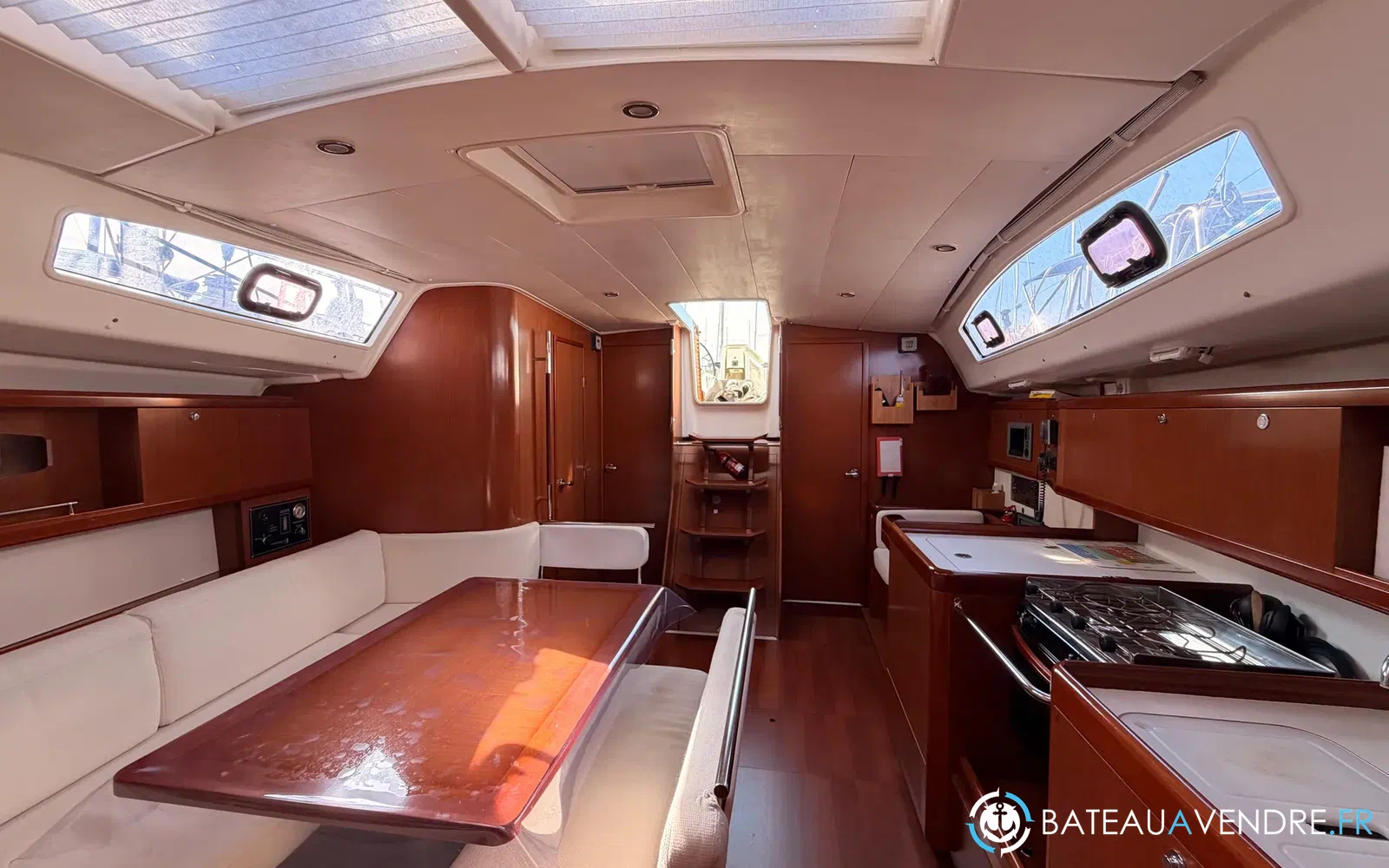 slider 22 Beneteau Oceanis 43