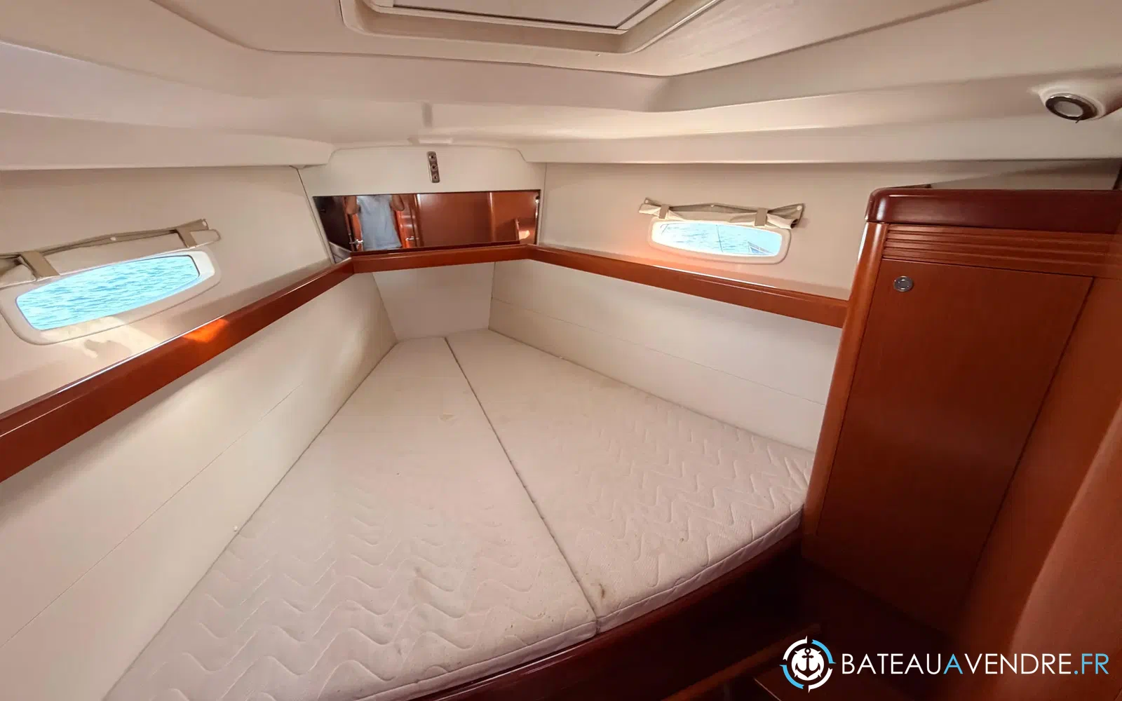 slider 24 Beneteau Oceanis 43