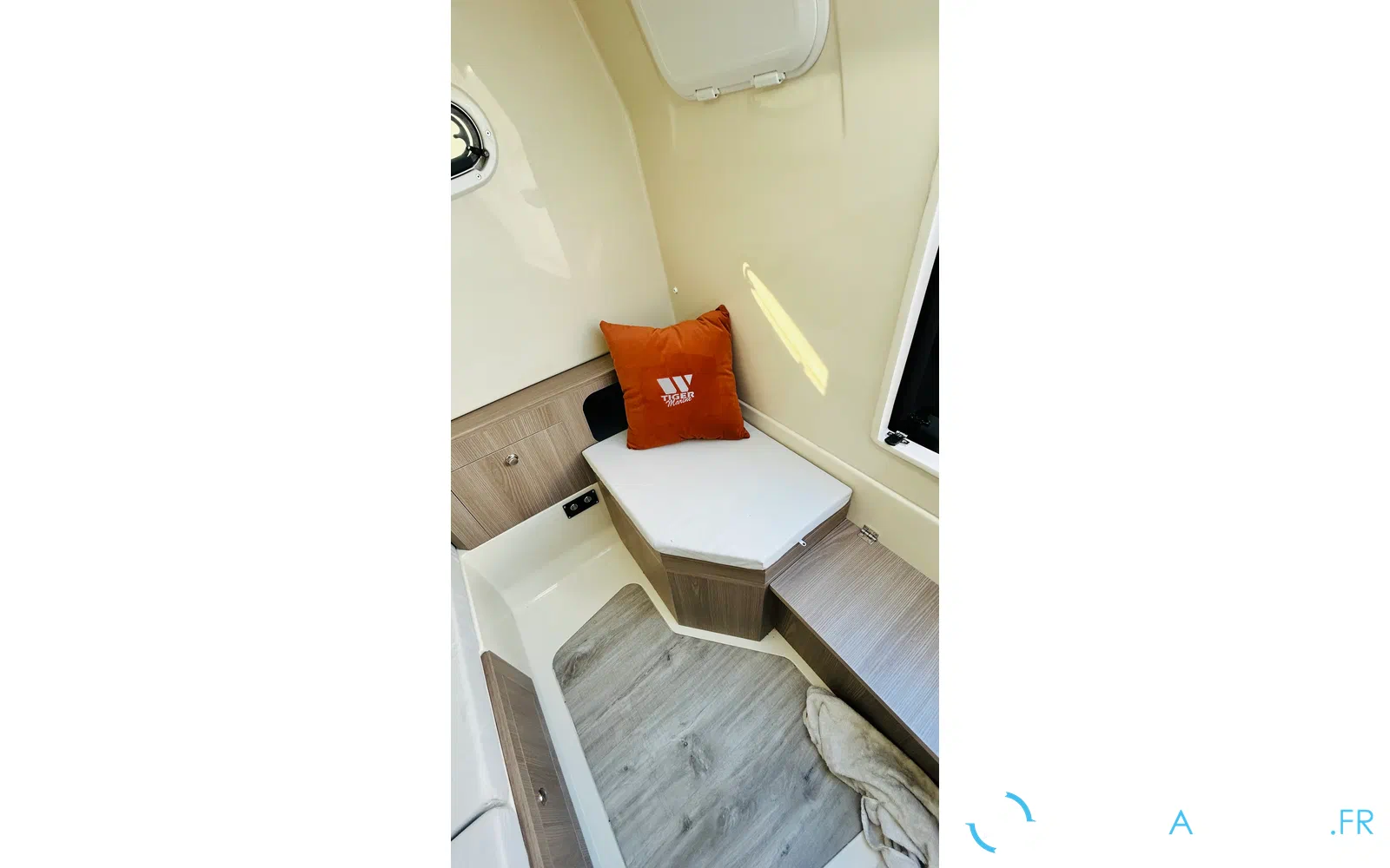 slider 18 Tiger Marine Infinity 280