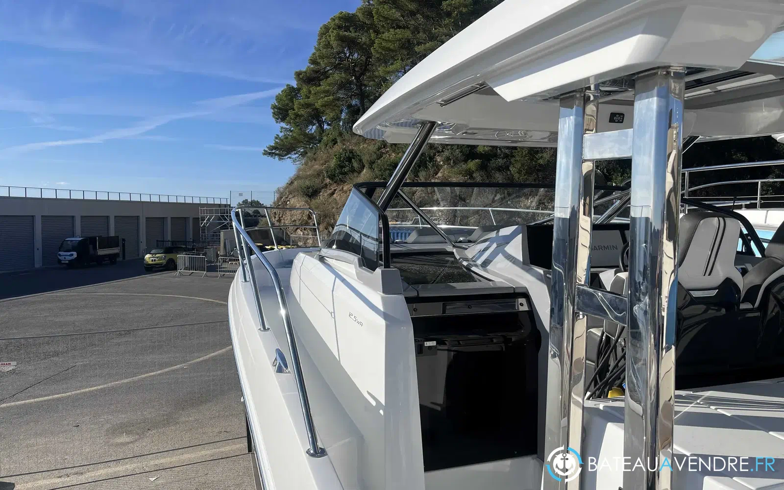 slider 17 Jeanneau Cap Camarat 12.5 WA