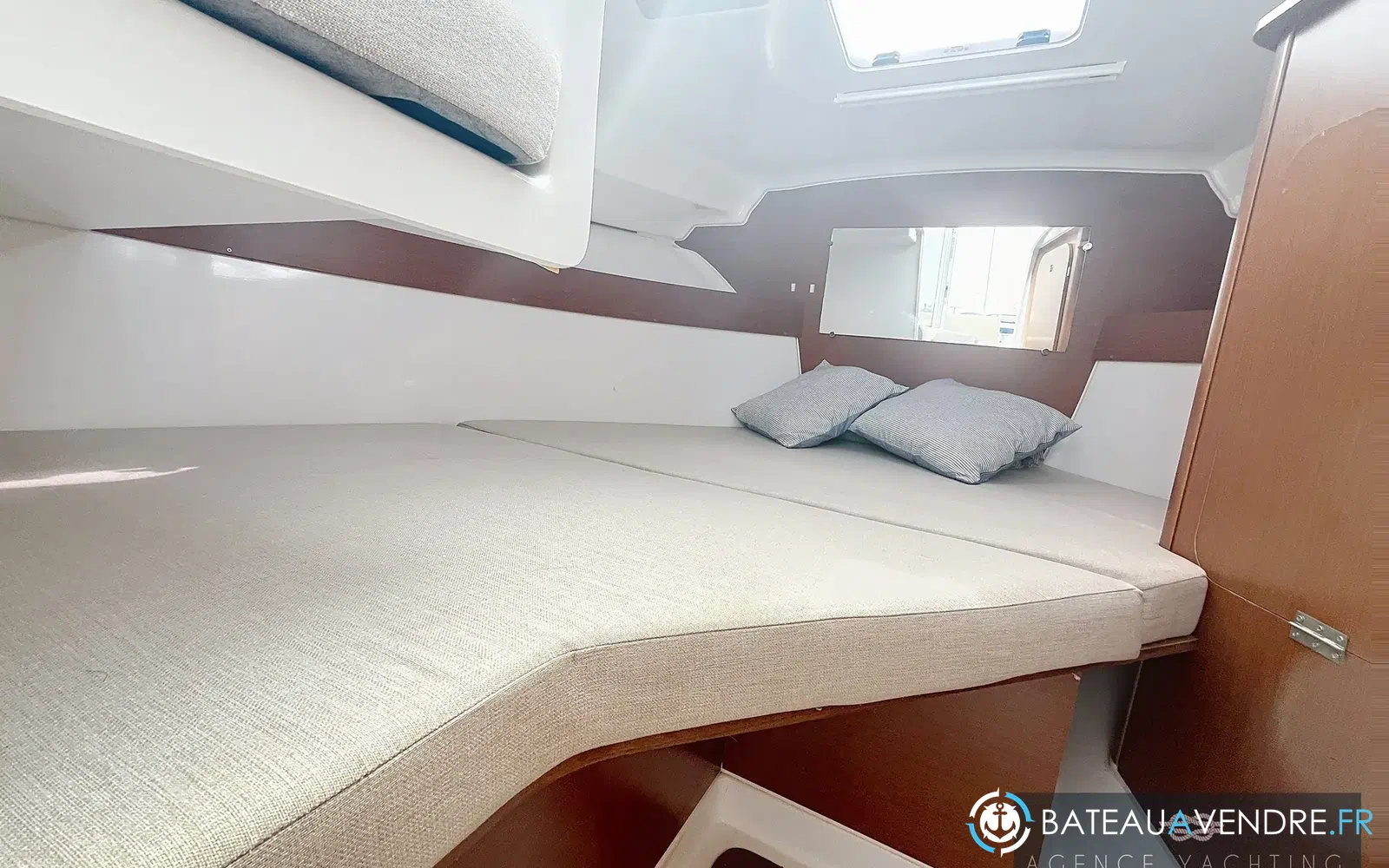 slider 9 Beneteau Antares 780 HB