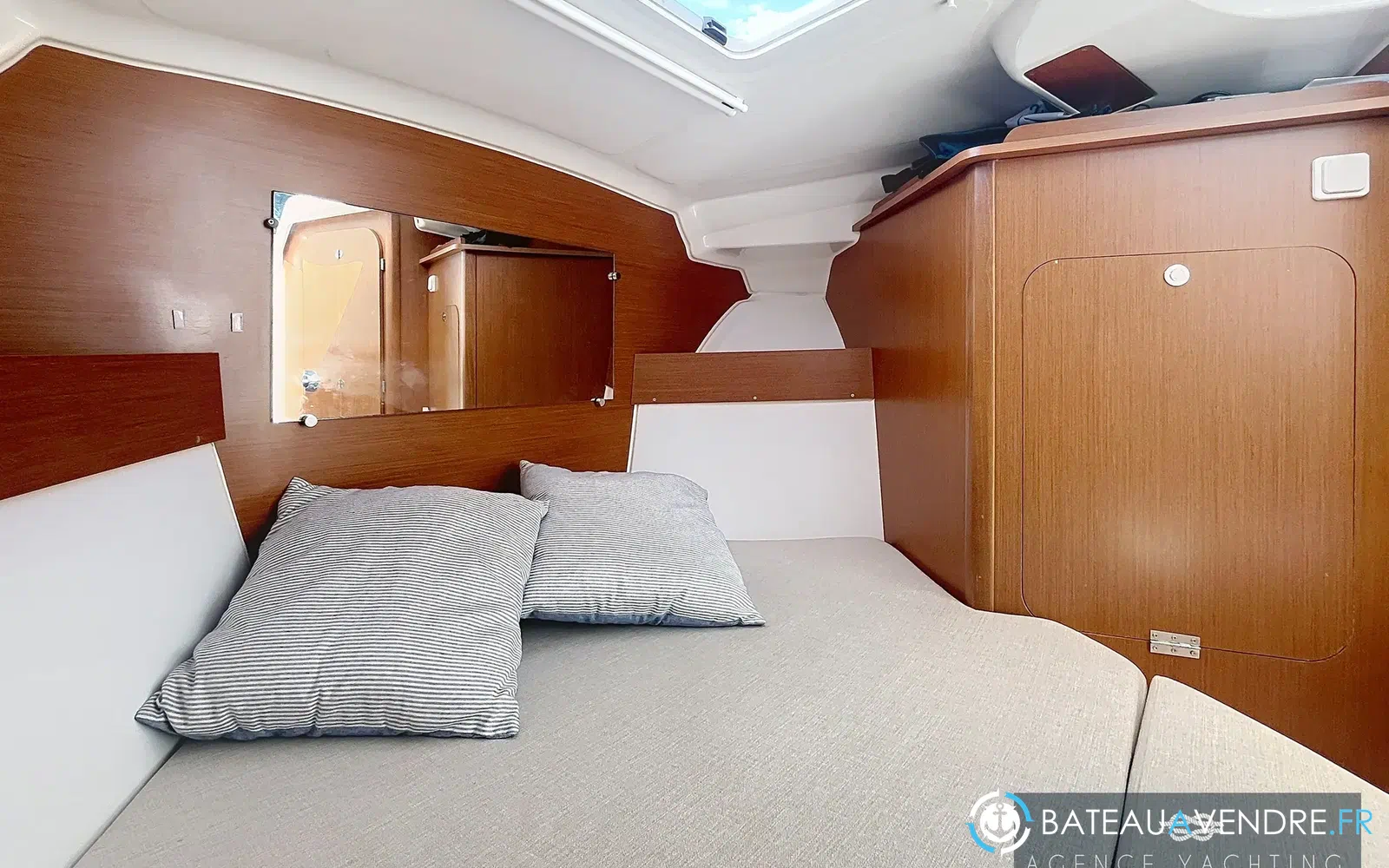 slider 11 Beneteau Antares 780 HB