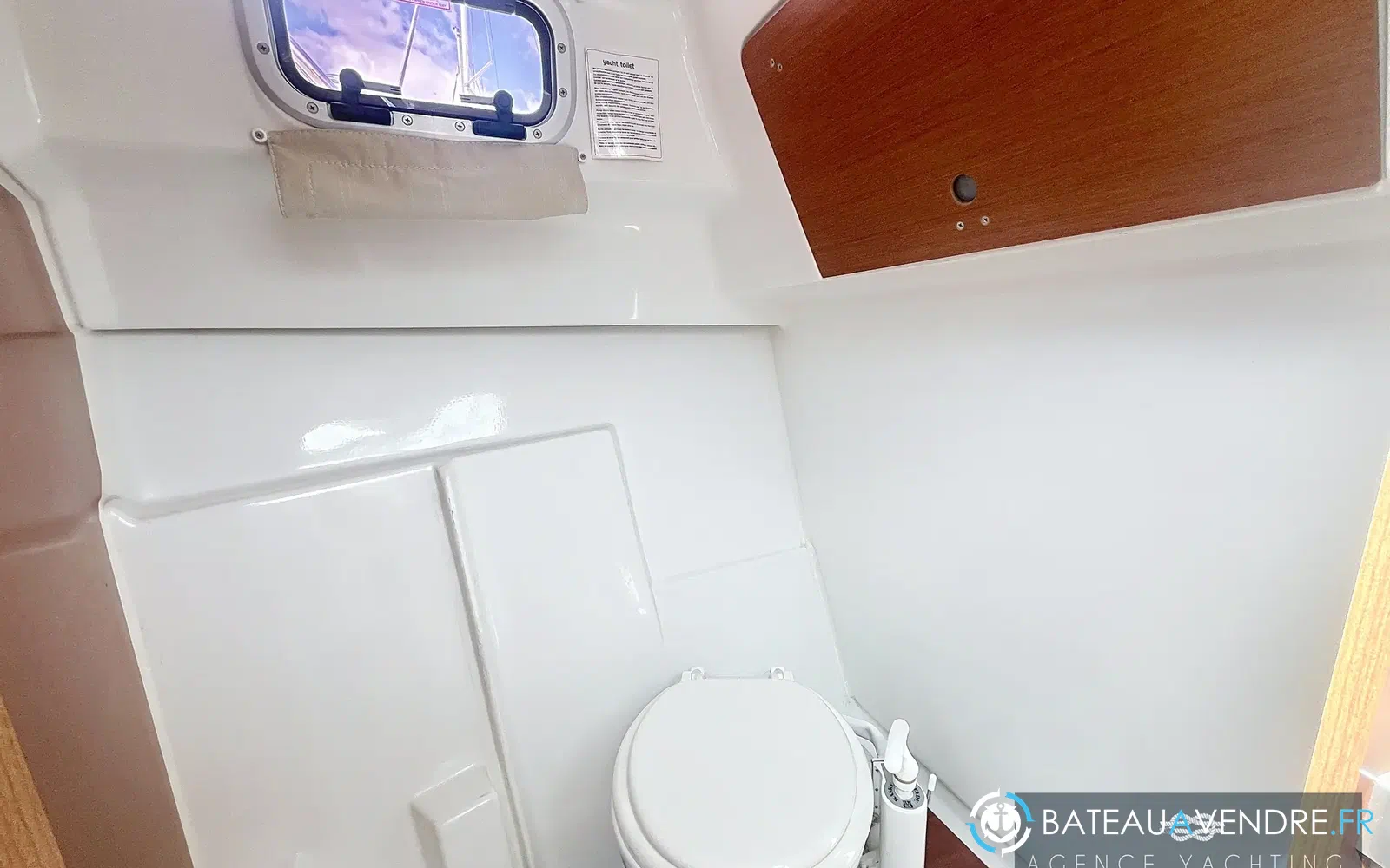 slider 18 Beneteau Antares 780 HB