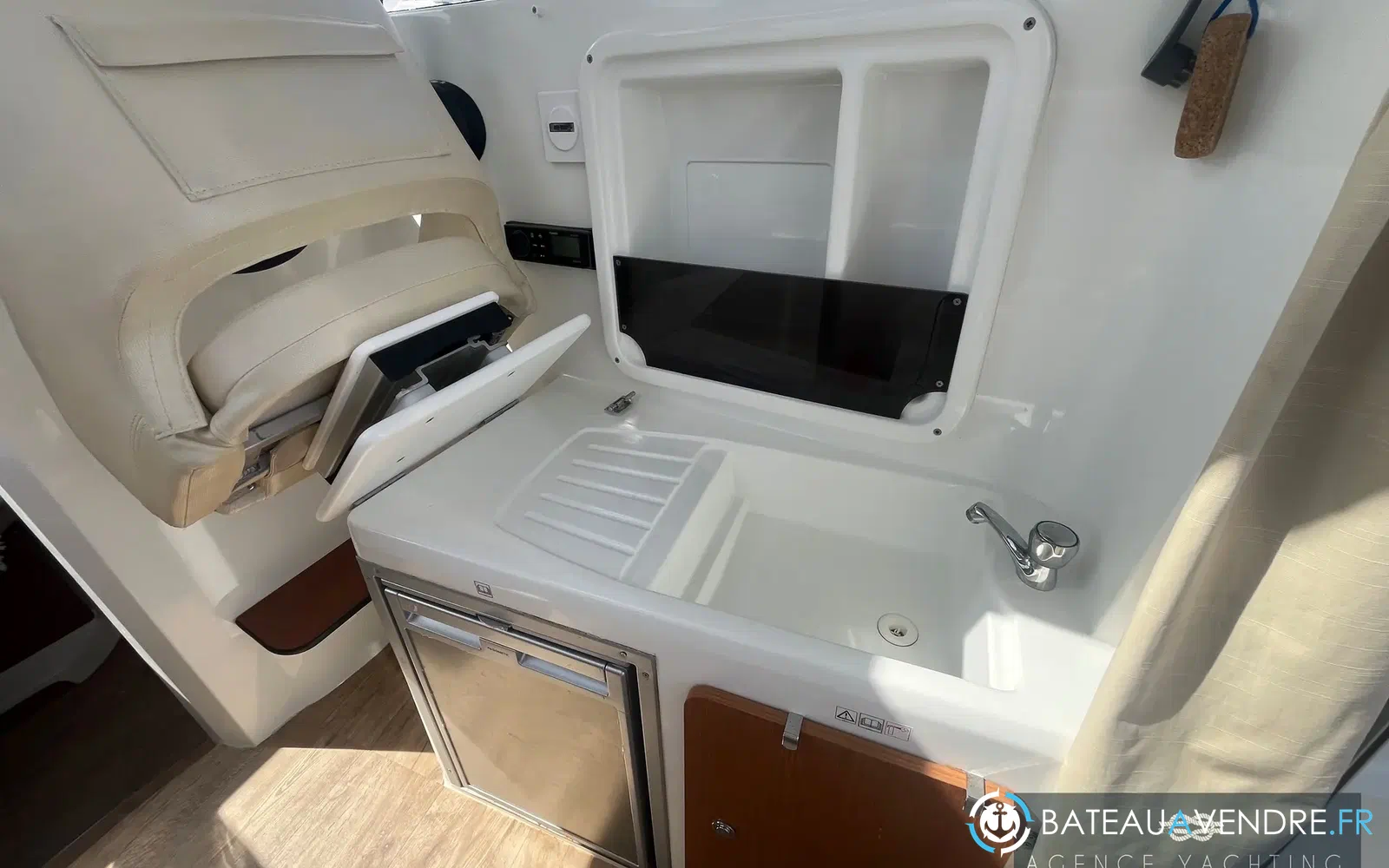 slider 5 Beneteau Antares 780 HB