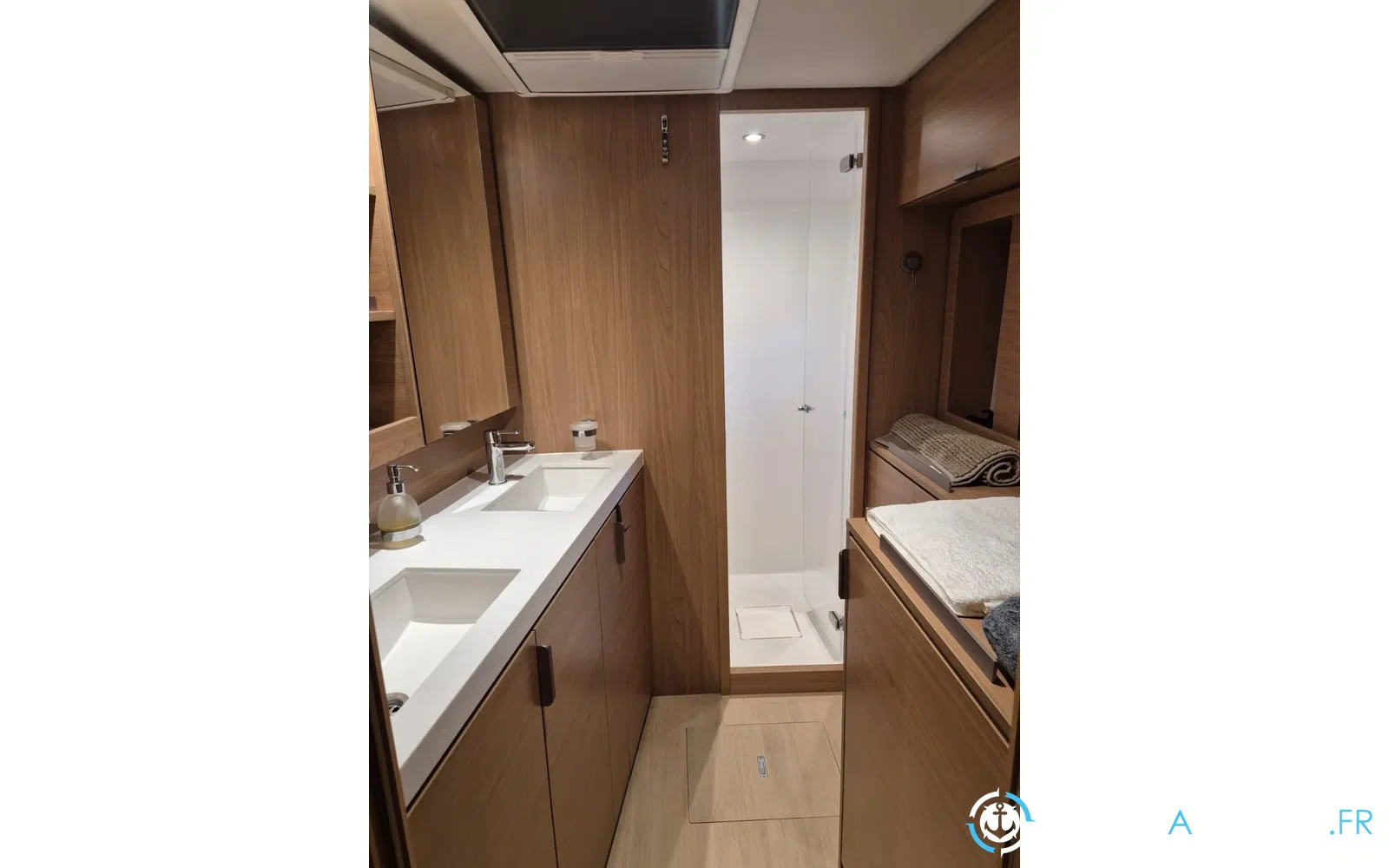 slider 41 Bali Catamarans 4 6 OPEN SPACE-TITAN III