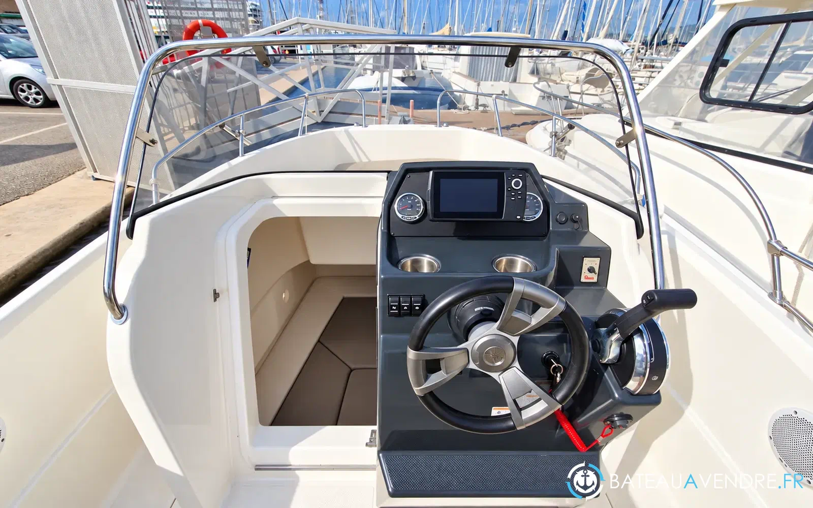 slider 8 Quicksilver Activ 675 Open