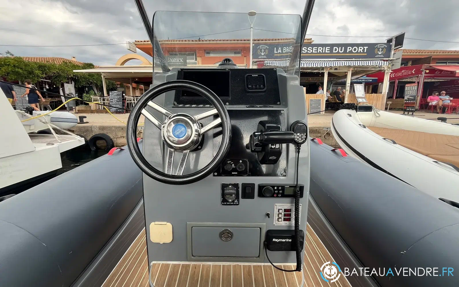 slider 14 Wimbi Boats W7