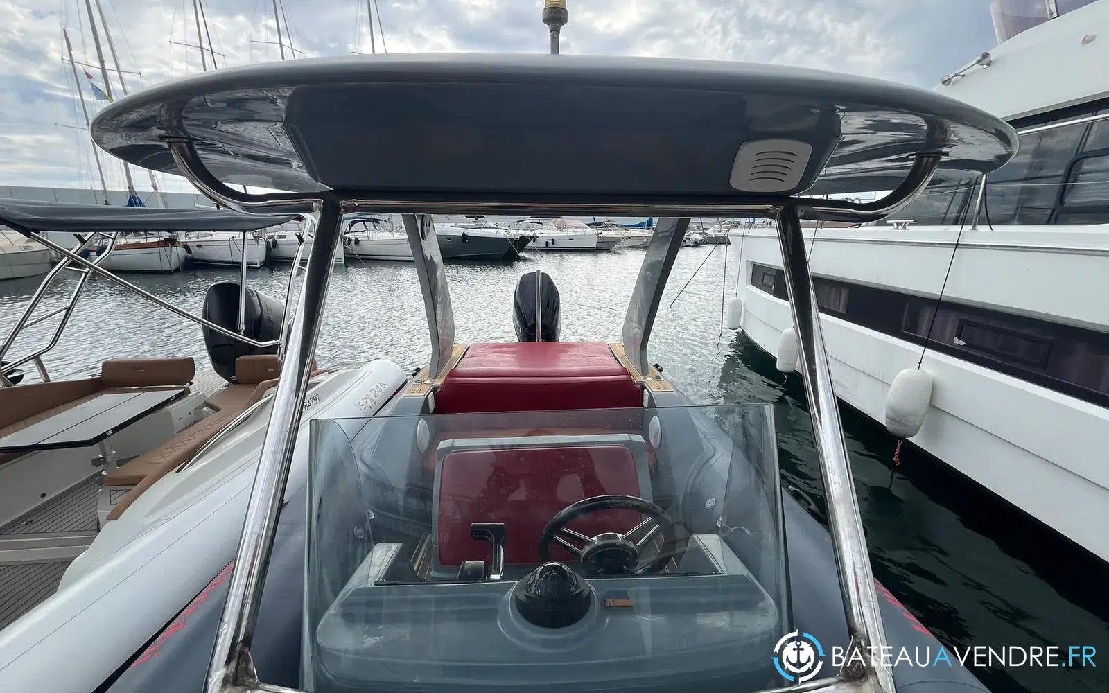 slider 8 Wimbi Boats W7