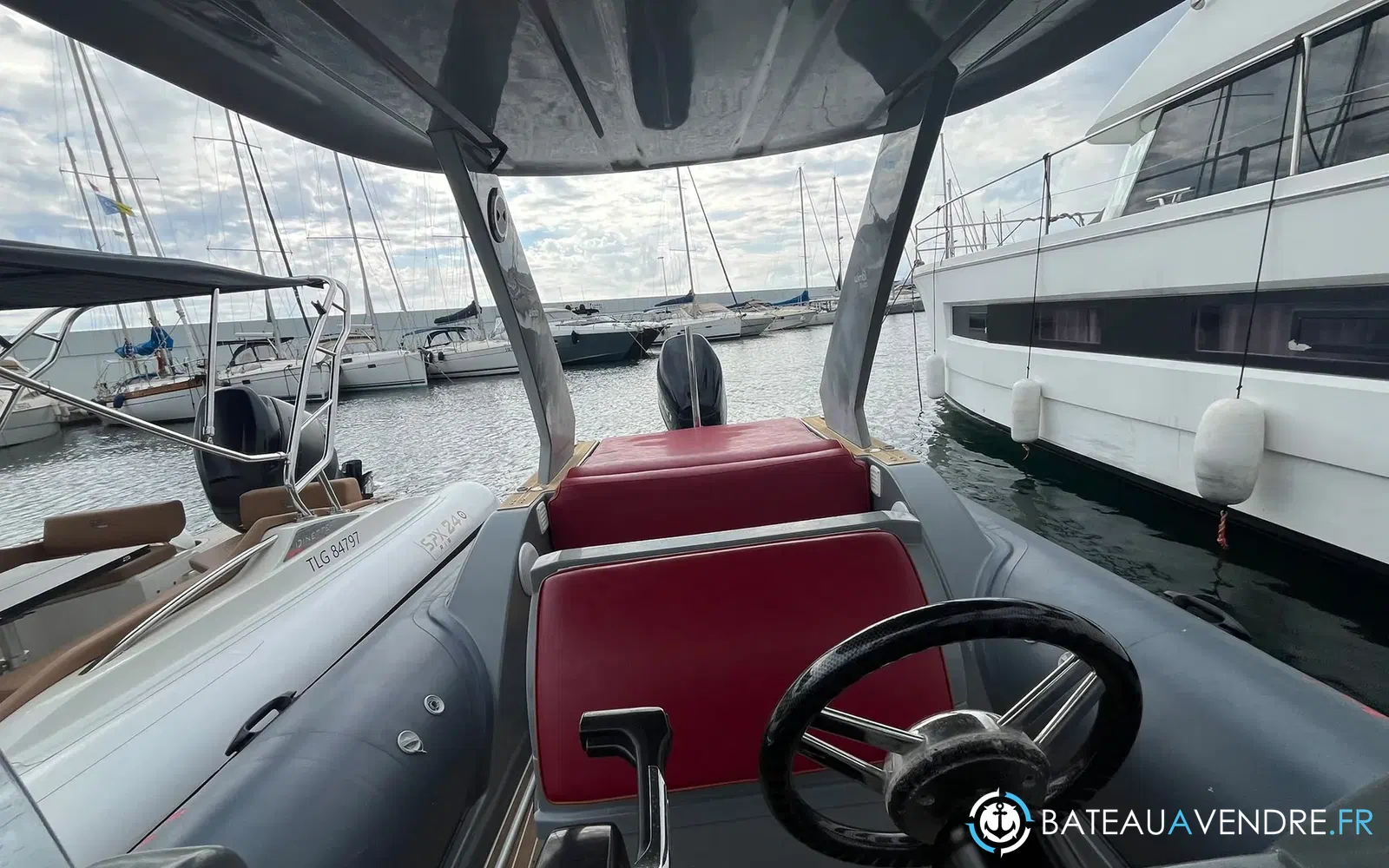 slider 11 Wimbi Boats W7