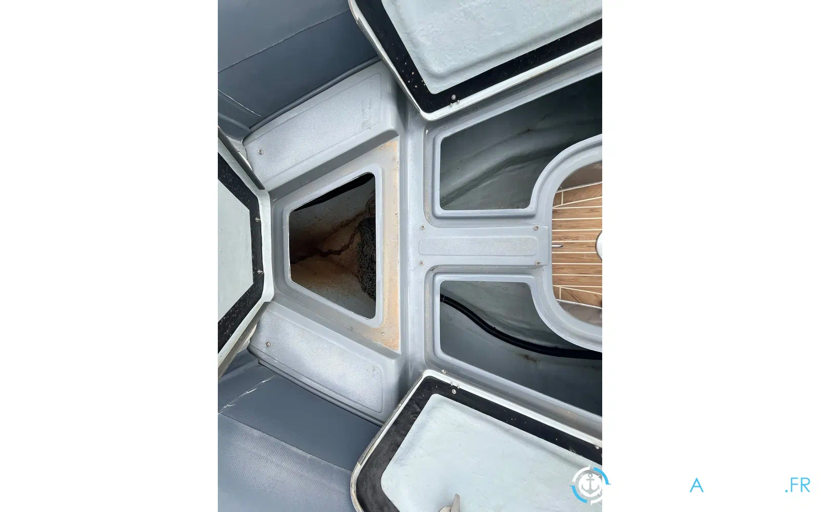 slider 3 Wimbi Boats W7
