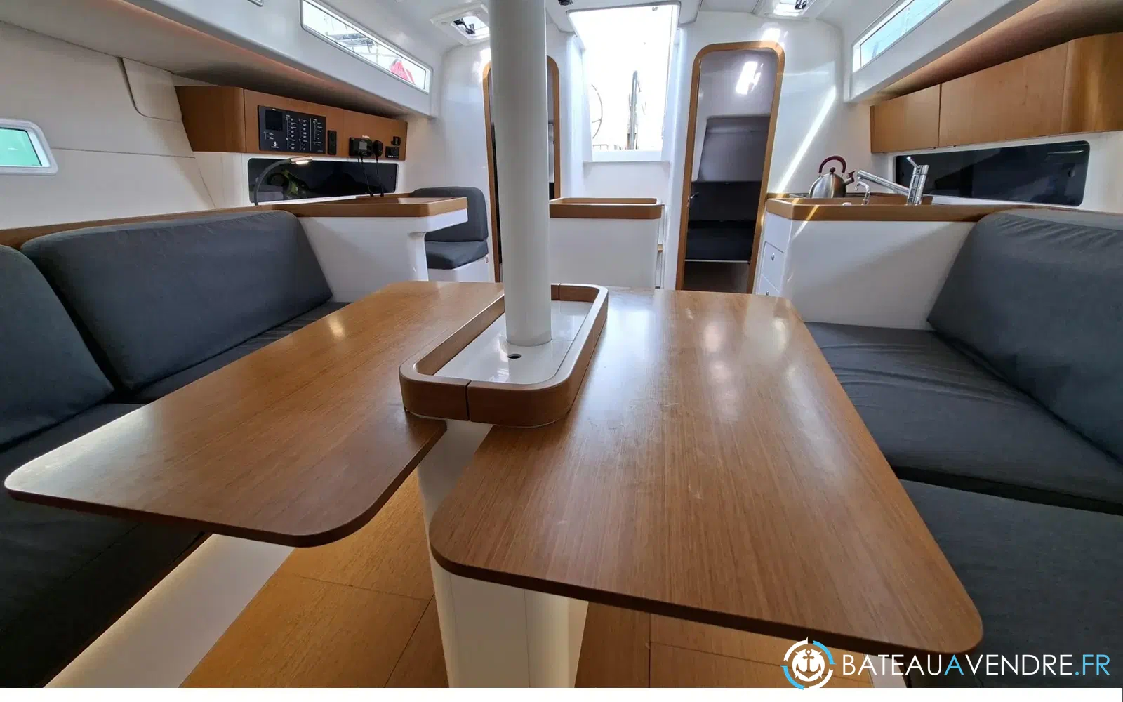 slider 5 Beneteau First 36