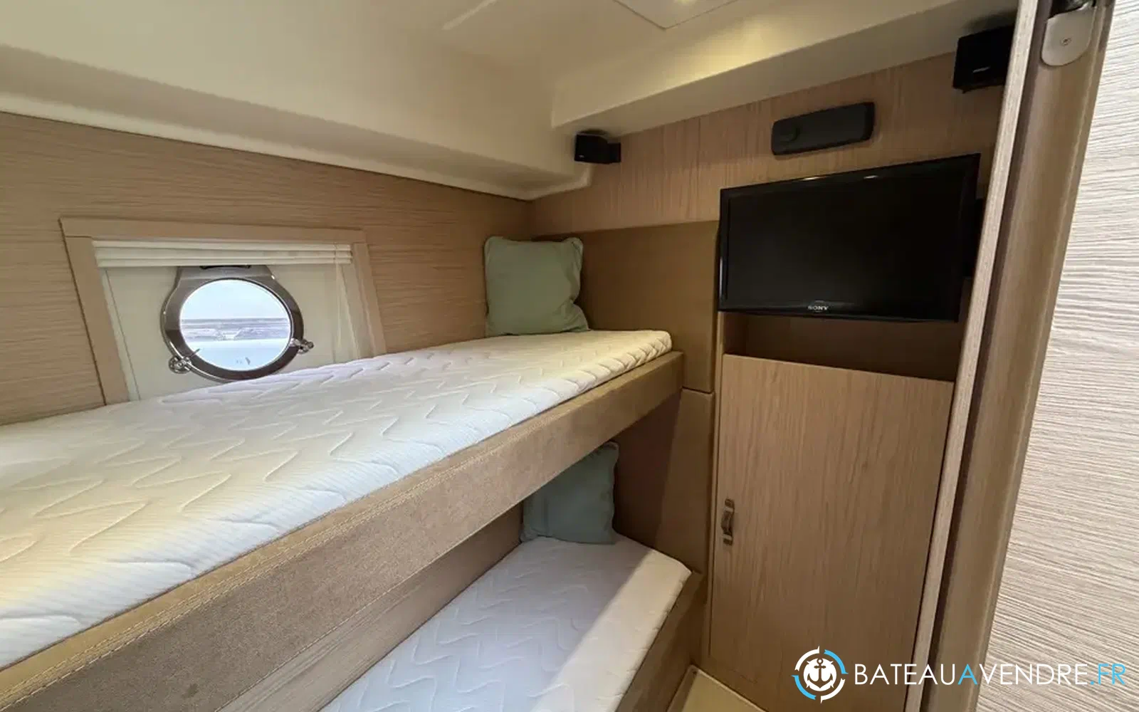slider 48 Beneteau Monte Carlo 5 S