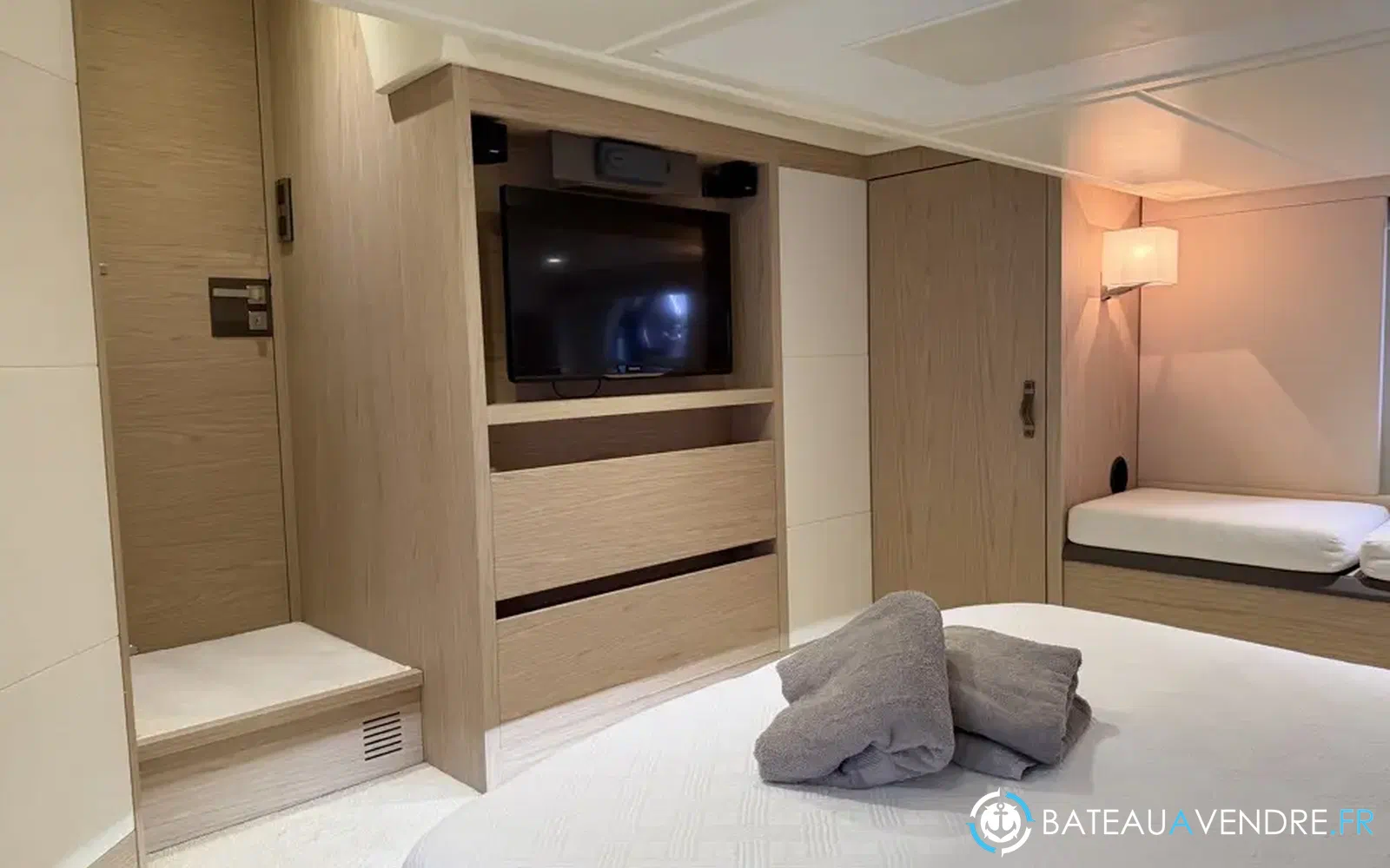 slider 56 Beneteau Monte Carlo 5 S